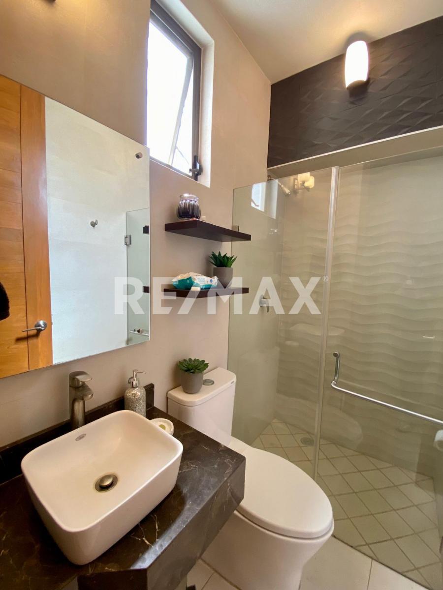 Casa en Venta  en Valle Imperial, Zapopan - foto 10 de 14