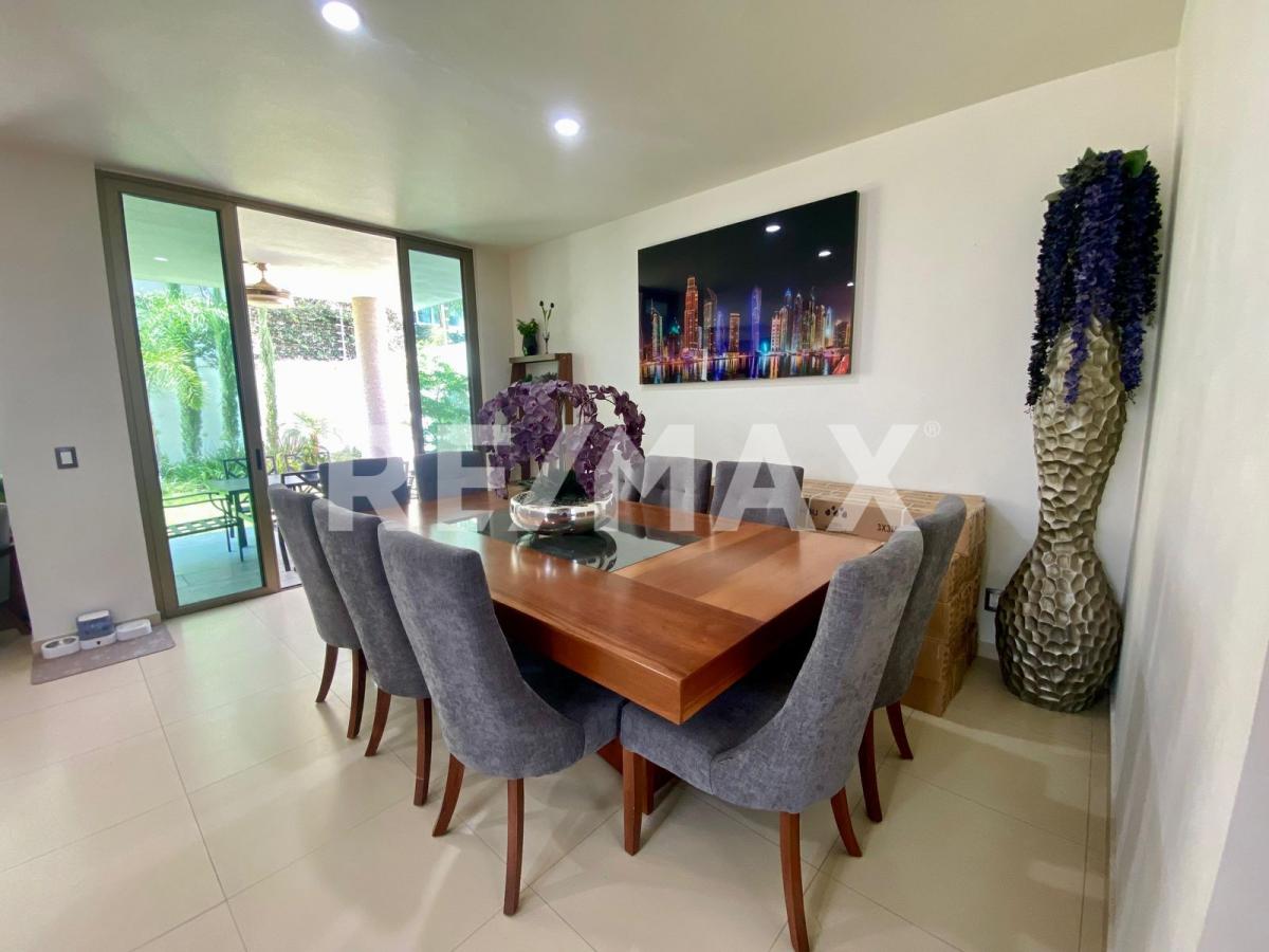 Casa en Venta  en Valle Imperial, Zapopan - foto 9 de 14