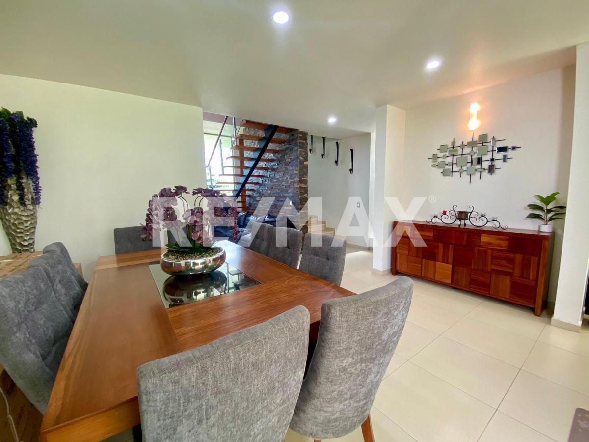Casa en Venta  en Valle Imperial, Zapopan - foto 6 de 14