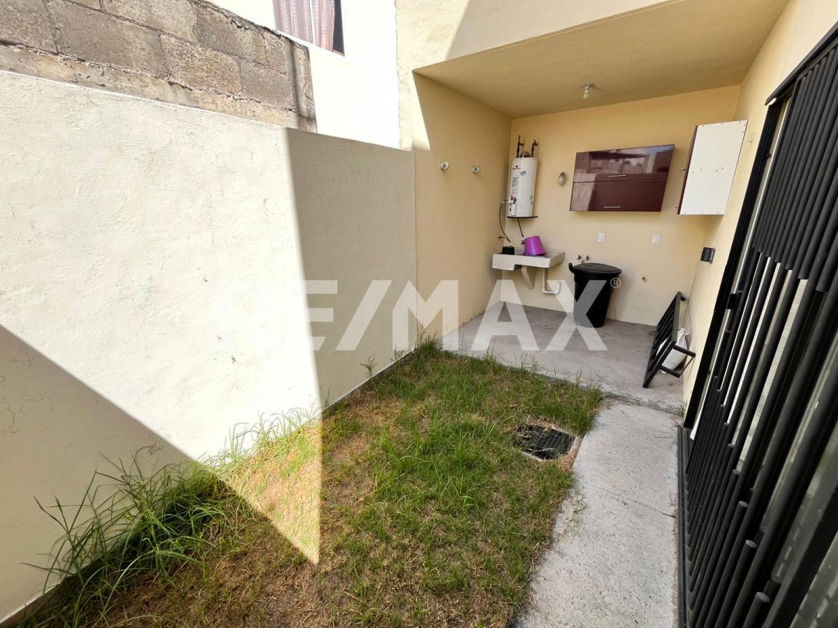 Casa en Renta en Alta California  en Alta California, Tlajomulco de Zúñiga - foto 9 de 38