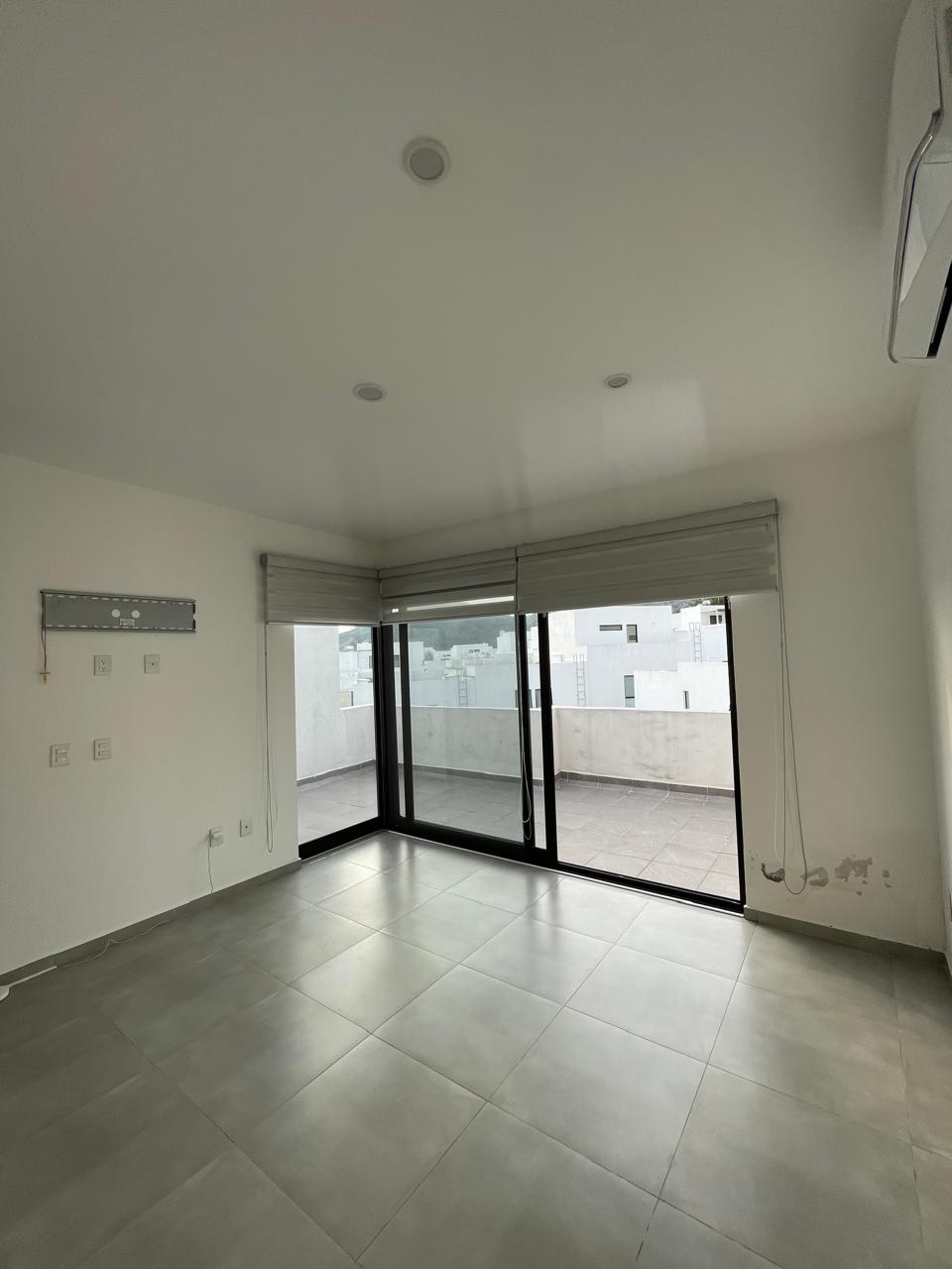 Casa en Venta en BOSQUES DE SANTA ANITA, Tlajomulco de Zúñiga - foto 13 de 34