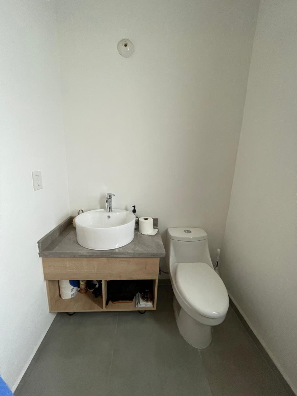 Casa en Venta en BOSQUES DE SANTA ANITA, Tlajomulco de Zúñiga - foto 6 de 34