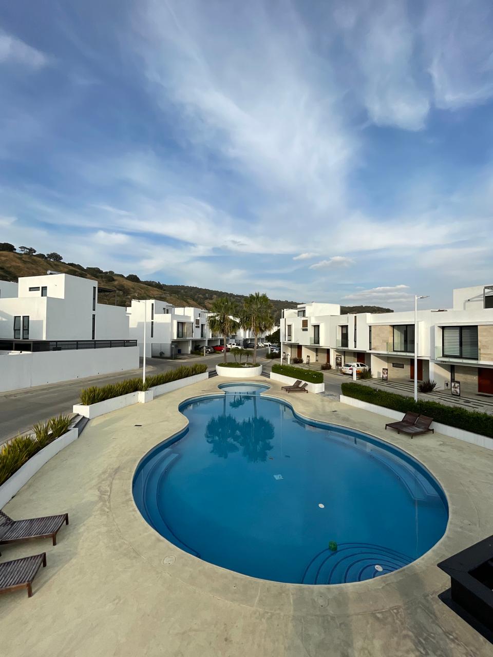 Casa en Venta en BOSQUES DE SANTA ANITA, Tlajomulco de Zúñiga - foto 29 de 34