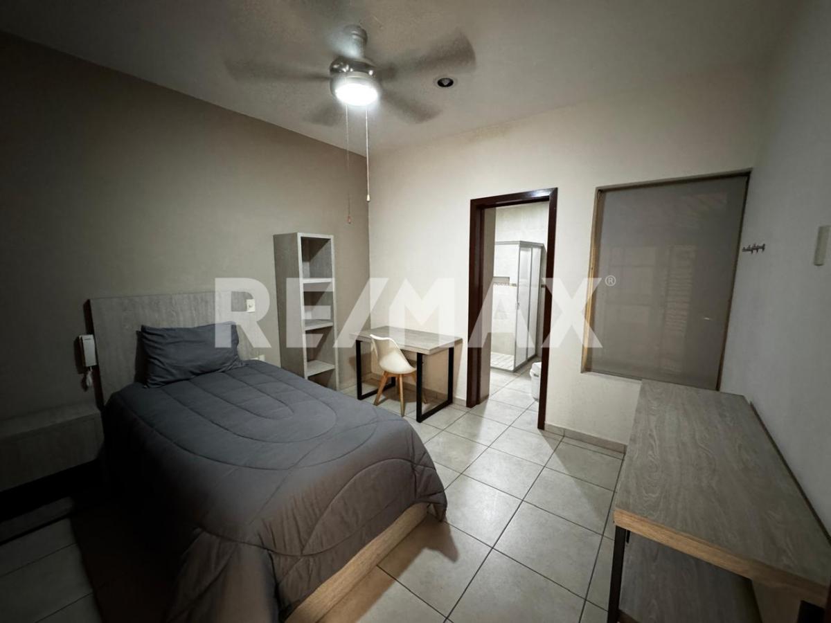 Casa Comercial en Venta en La Perla en LA PERLA, Guadalajara - foto 18 de 40