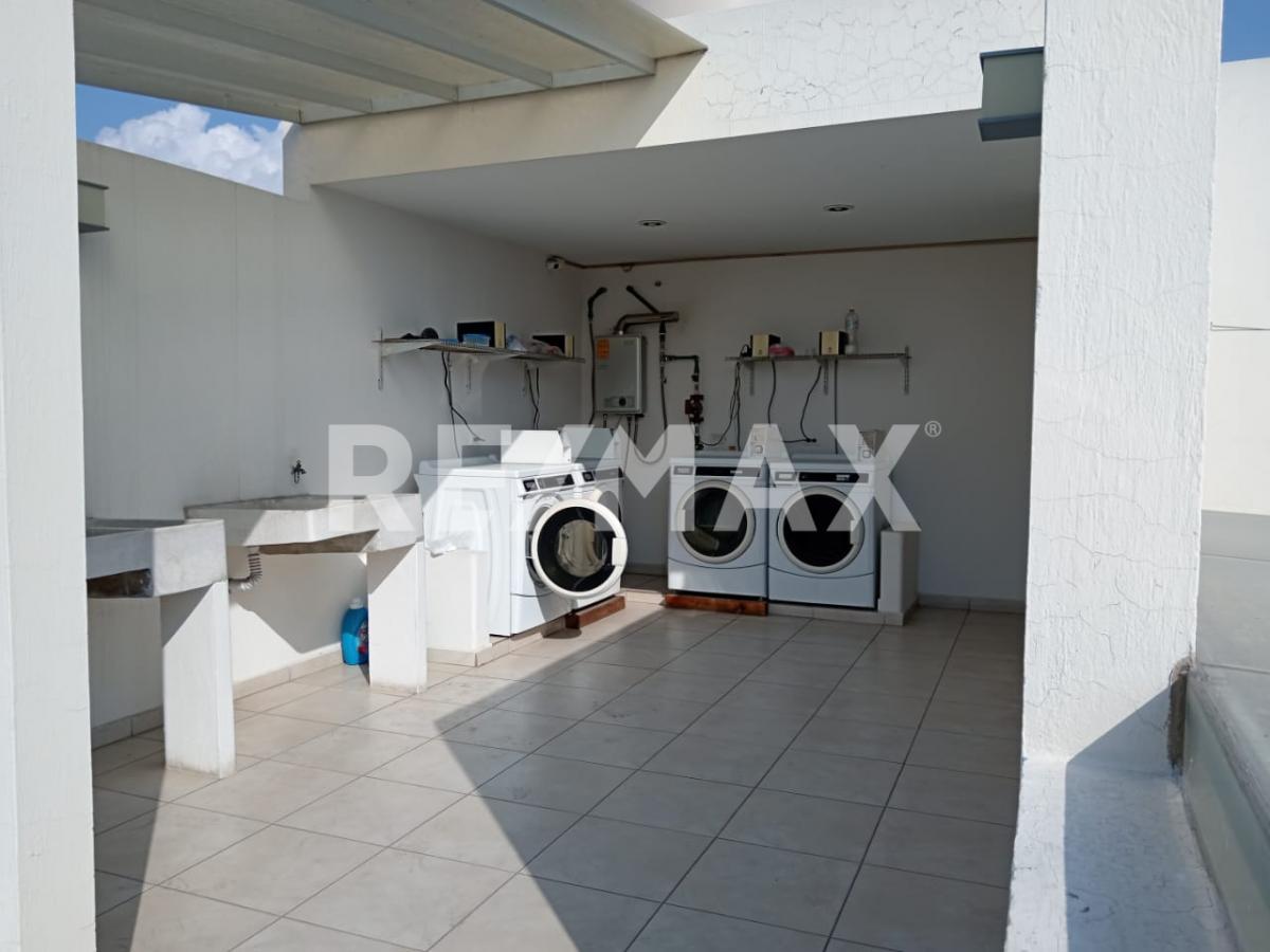 Casa Comercial en Venta en La Perla en LA PERLA, Guadalajara - foto 40 de 40