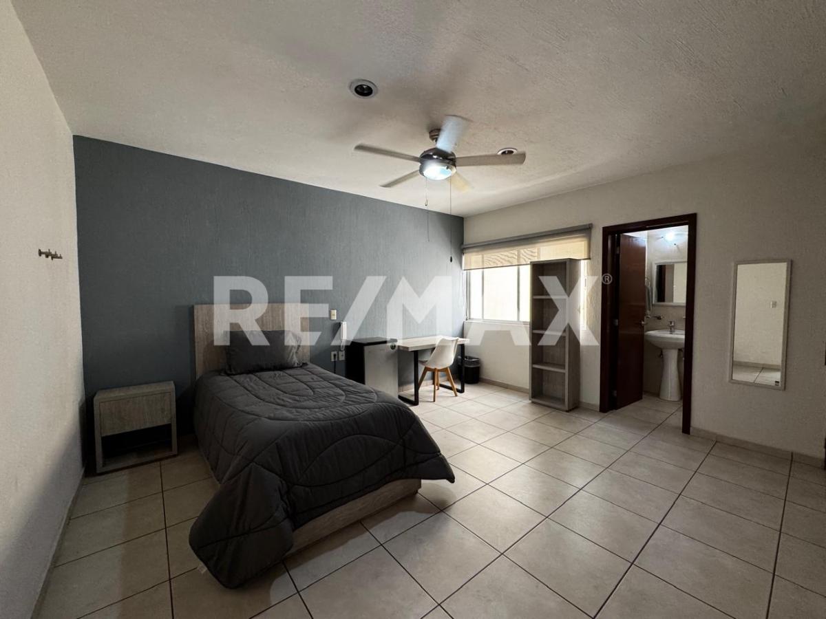 Casa Comercial en Venta en La Perla en LA PERLA, Guadalajara - foto 21 de 40