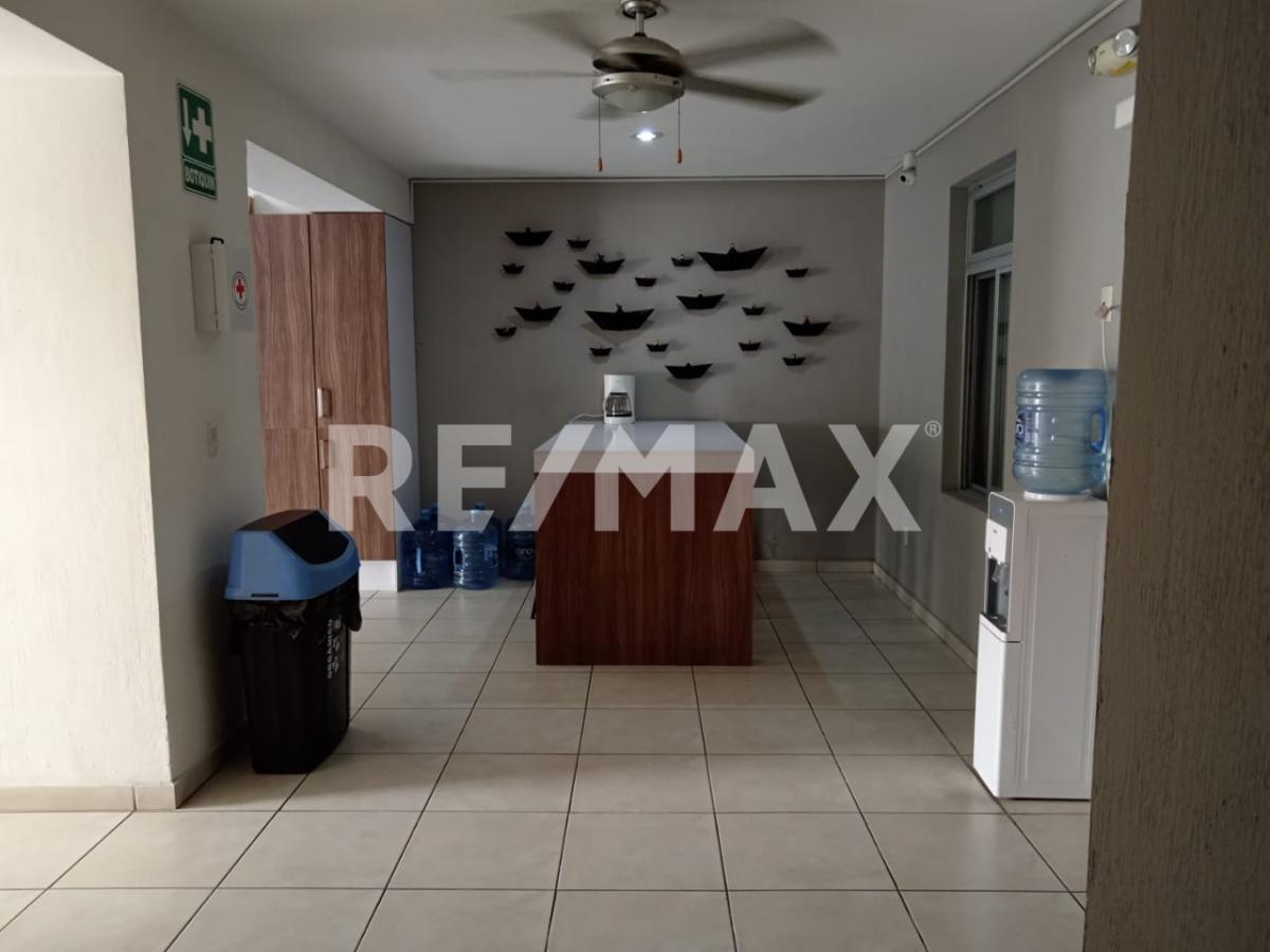 Casa Comercial en Venta en La Perla en LA PERLA, Guadalajara - foto 9 de 40