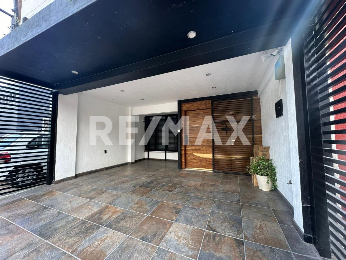 Casa en Venta en Las Juntas en LAS JUNTAS, San Pedro Tlaquepaque - foto 2 de 41