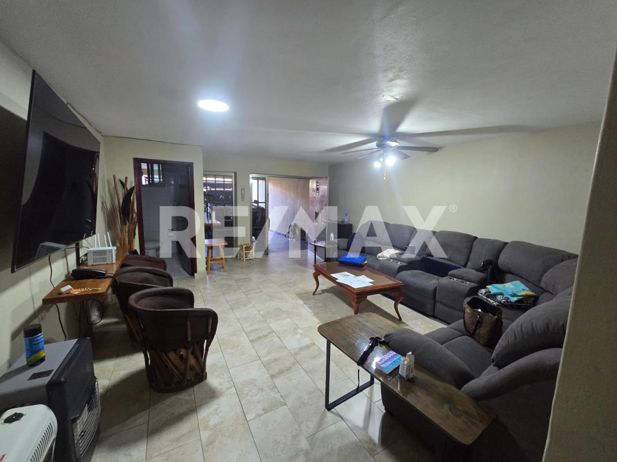 Casa en Venta en Ciudad Guzmán Centro, Zapotlán el Grande - foto 12 de 35
