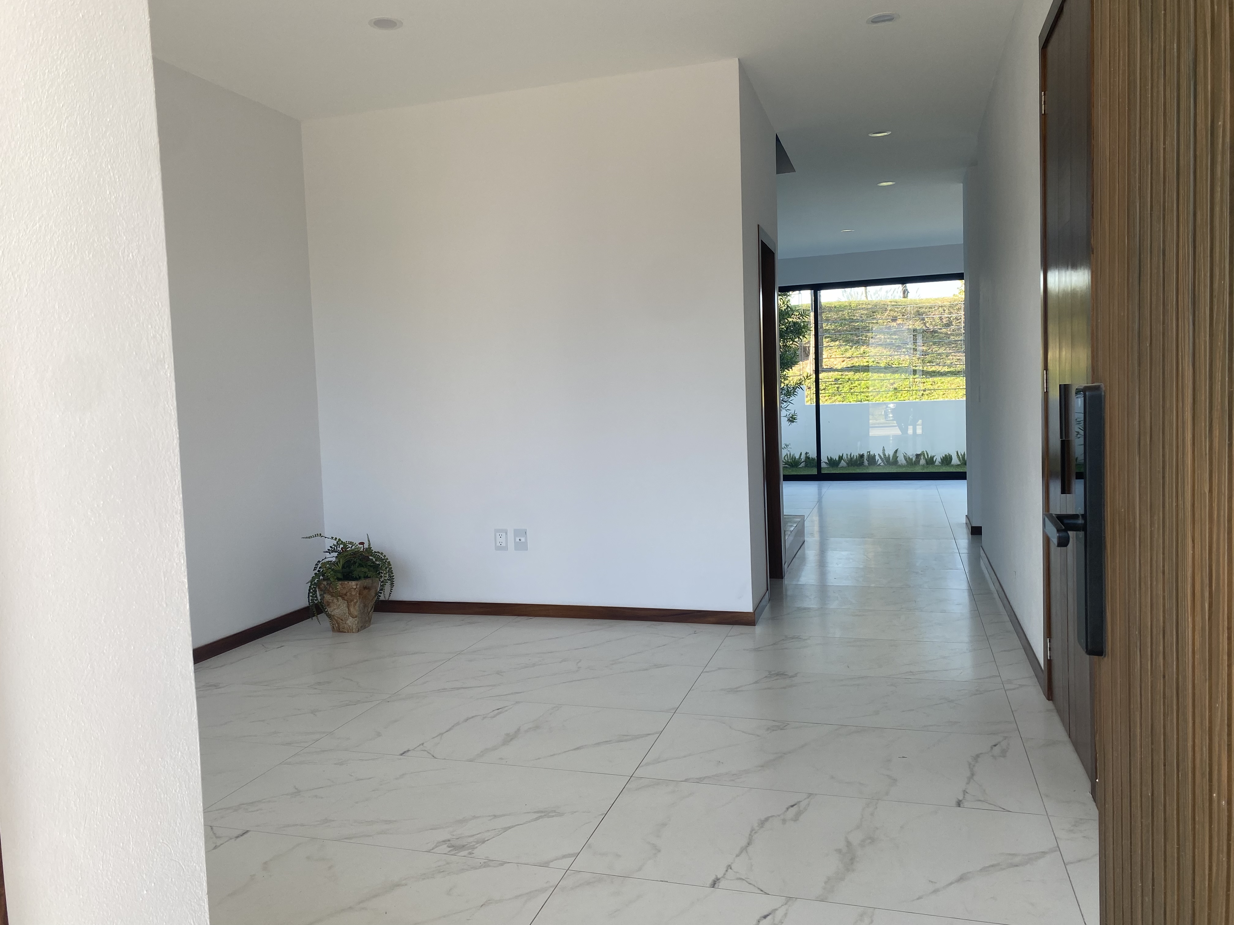 Casa NUEVA en Venta Parques Vallarta  en Bosques Vallarta, Zapopan - foto 2 de 39