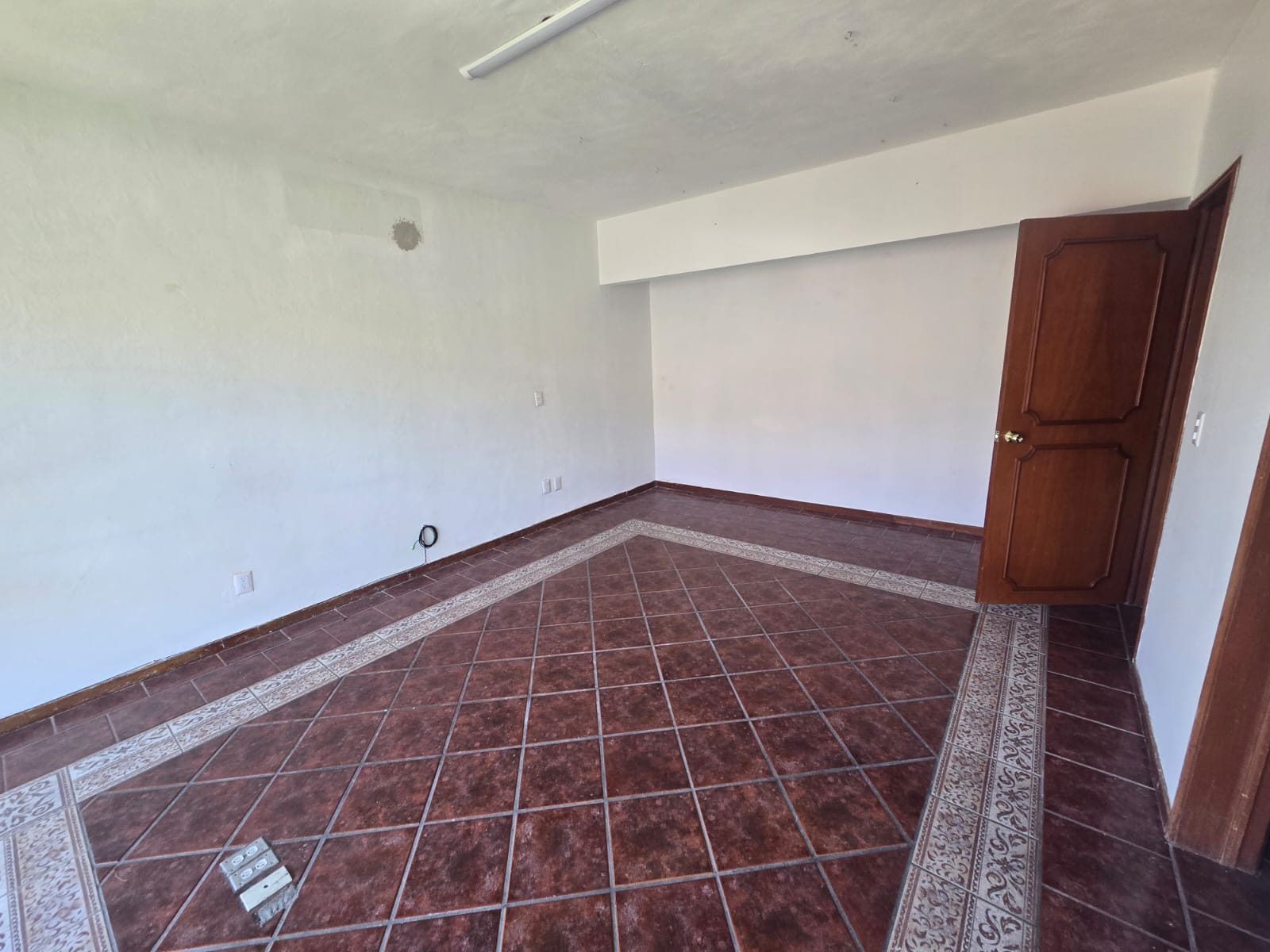 Casa en Renta para Uso Corporativo en Jardines del Bosque Centro, Guadalajara - foto 15 de 24