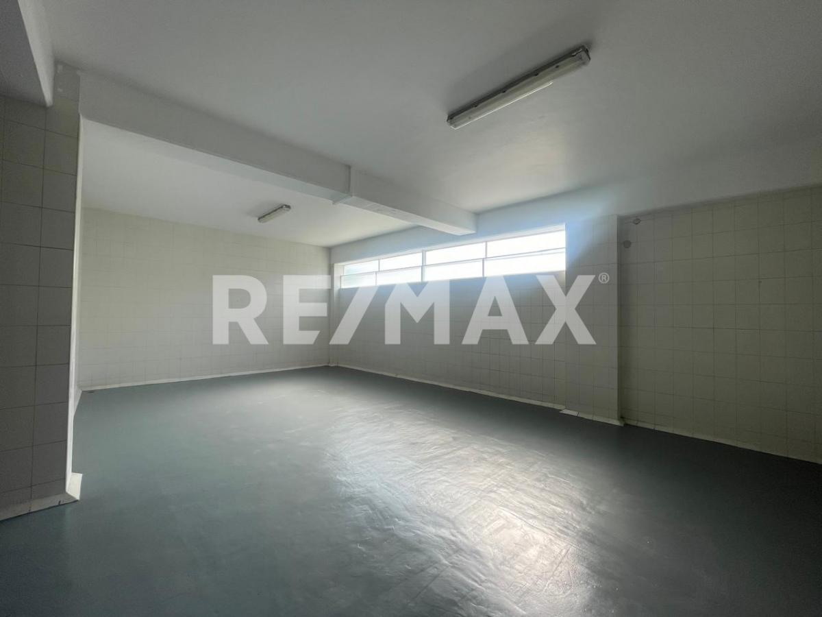 Bodega Comercial en Renta en COMERCIAL ABASTOS, Guadalajara - foto 12 de 21