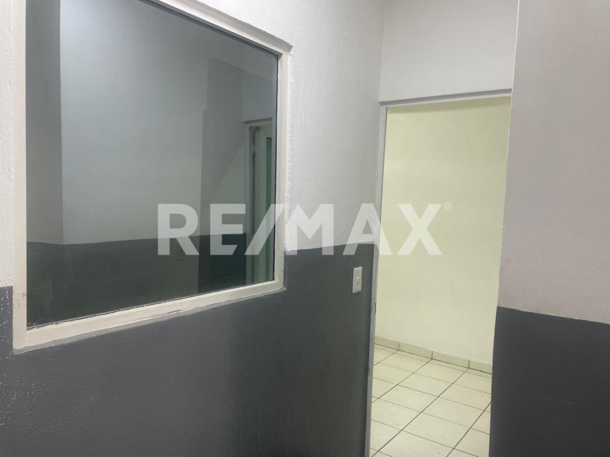 Bodega Comercial en Renta en COMERCIAL ABASTOS, Guadalajara - foto 2 de 21