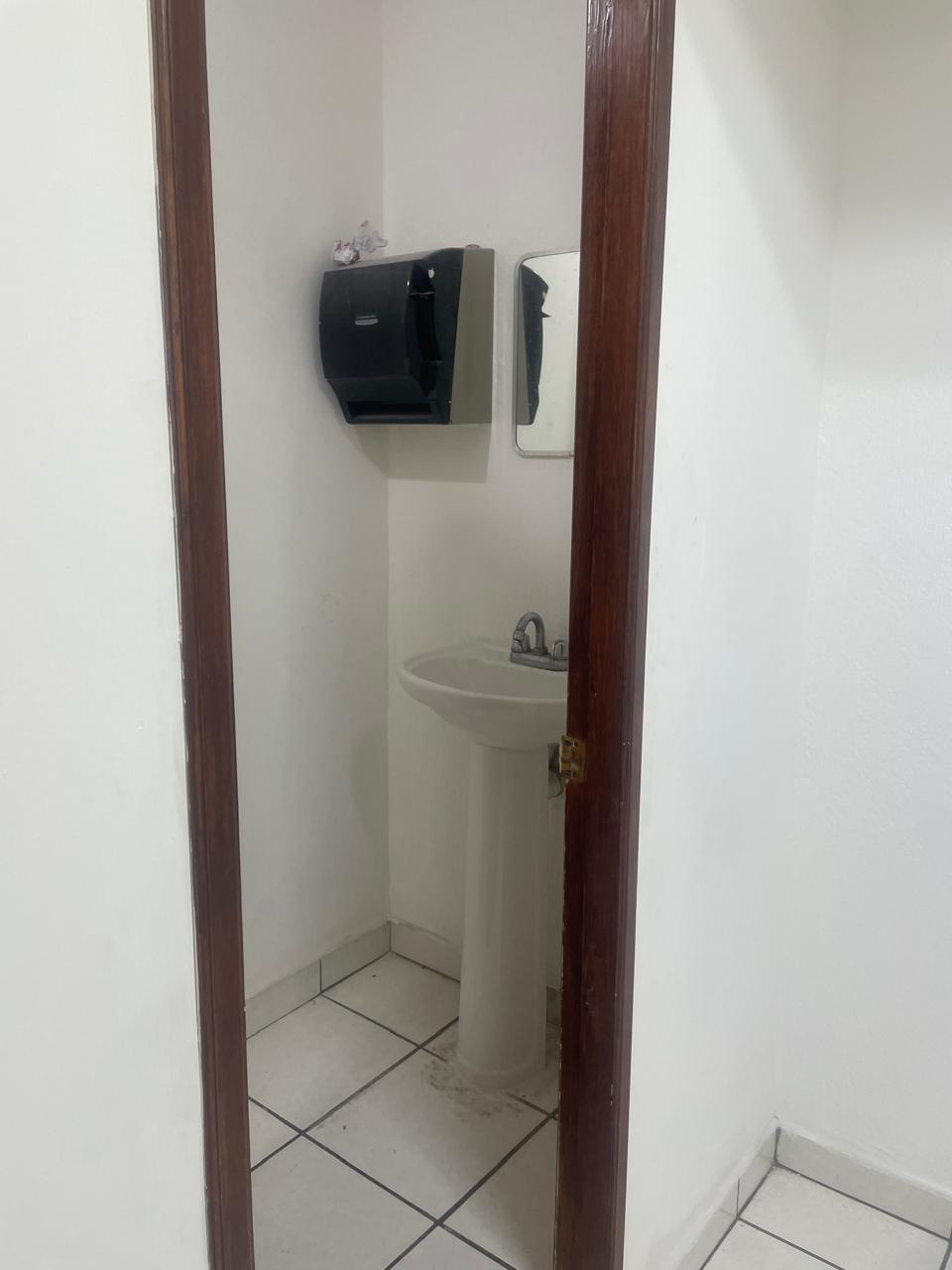 Bodega Comercial en Renta en COMERCIAL ABASTOS, Guadalajara - foto 7 de 21