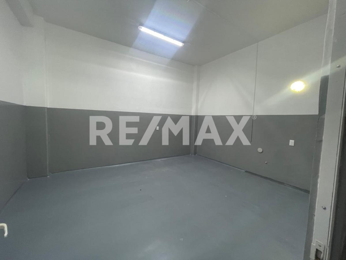 Bodega Comercial en Renta en COMERCIAL ABASTOS, Guadalajara - foto 18 de 21
