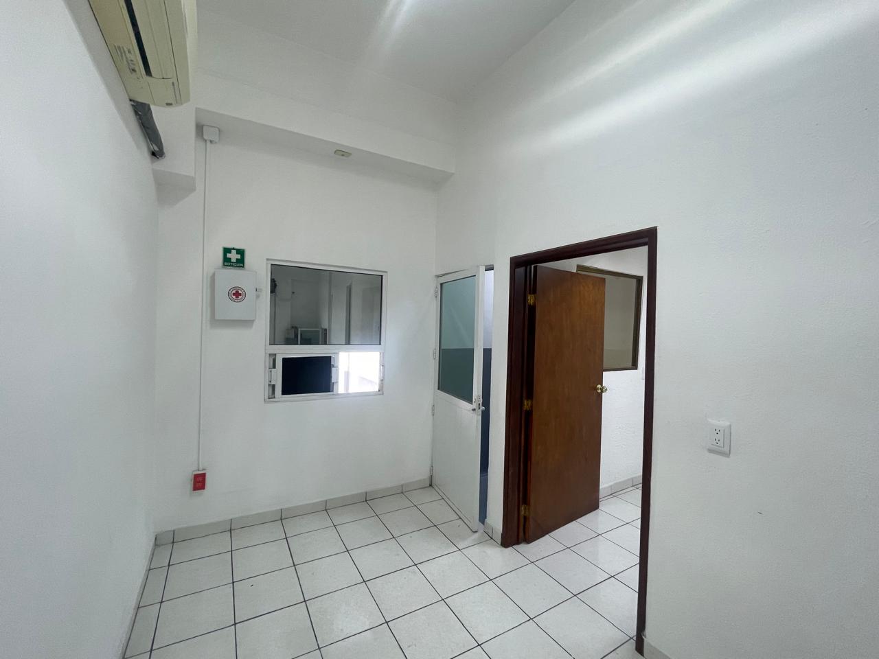Bodega Comercial en Renta en COMERCIAL ABASTOS, Guadalajara - foto 5 de 21