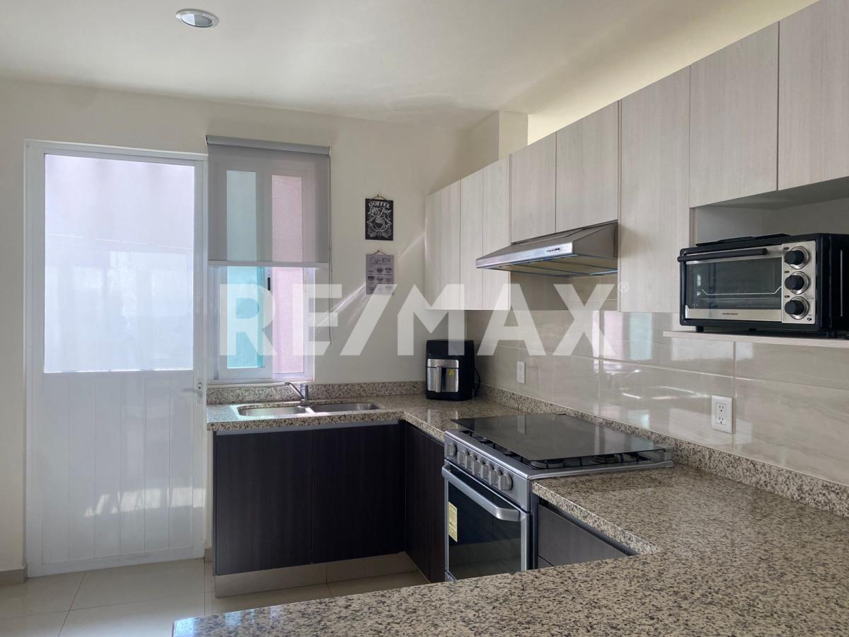 CASA EN CONDOMINIO EN VENTA en Fraccionamiento El Alcázar (Casa Fuerte), Tlajomulco de Zúñiga - foto 21 de 42