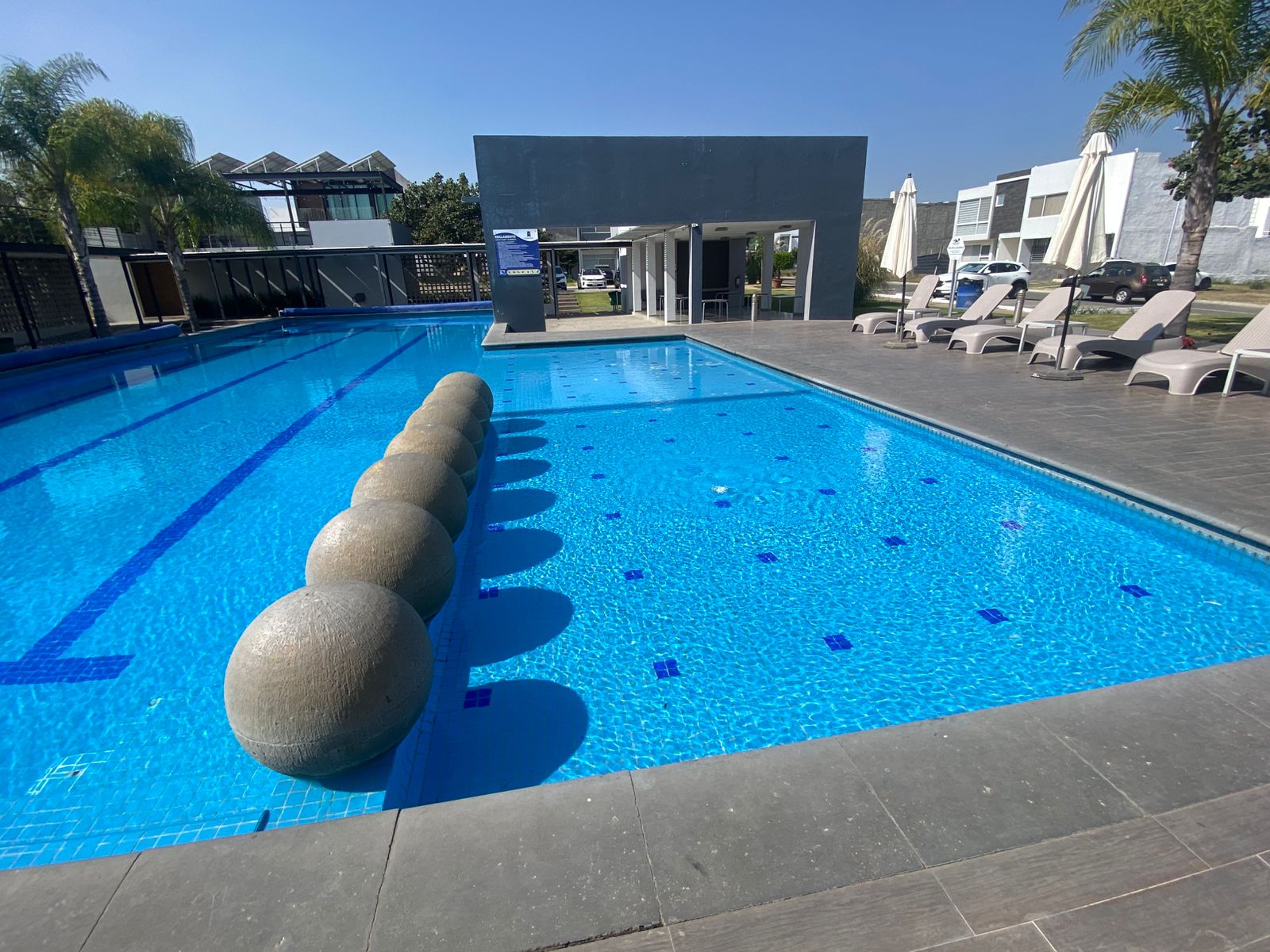 CASA EN CONDOMINIO EN VENTA en Fraccionamiento El Alcázar (Casa Fuerte), Tlajomulco de Zúñiga - foto 4 de 42