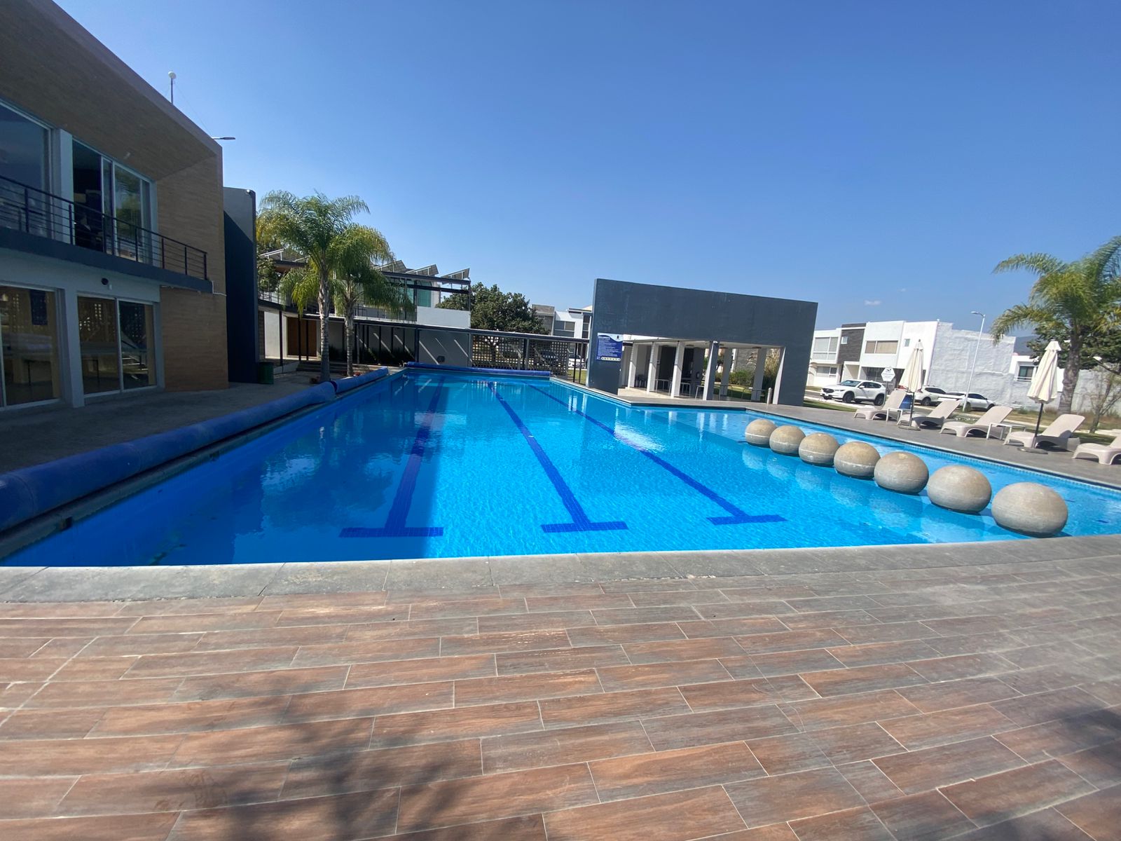 CASA EN CONDOMINIO EN VENTA en Fraccionamiento El Alcázar (Casa Fuerte), Tlajomulco de Zúñiga - foto 3 de 42