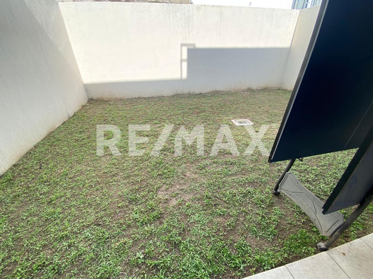 CASA EN CONDOMINIO EN VENTA en Fraccionamiento El Alcázar (Casa Fuerte), Tlajomulco de Zúñiga - foto 26 de 42