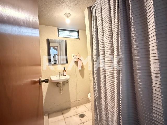 Casa con uso de Suelo Mixto en venta en Ciudad del Sol en CIUDAD DEL SOL, Zapopan - foto 12 de 24