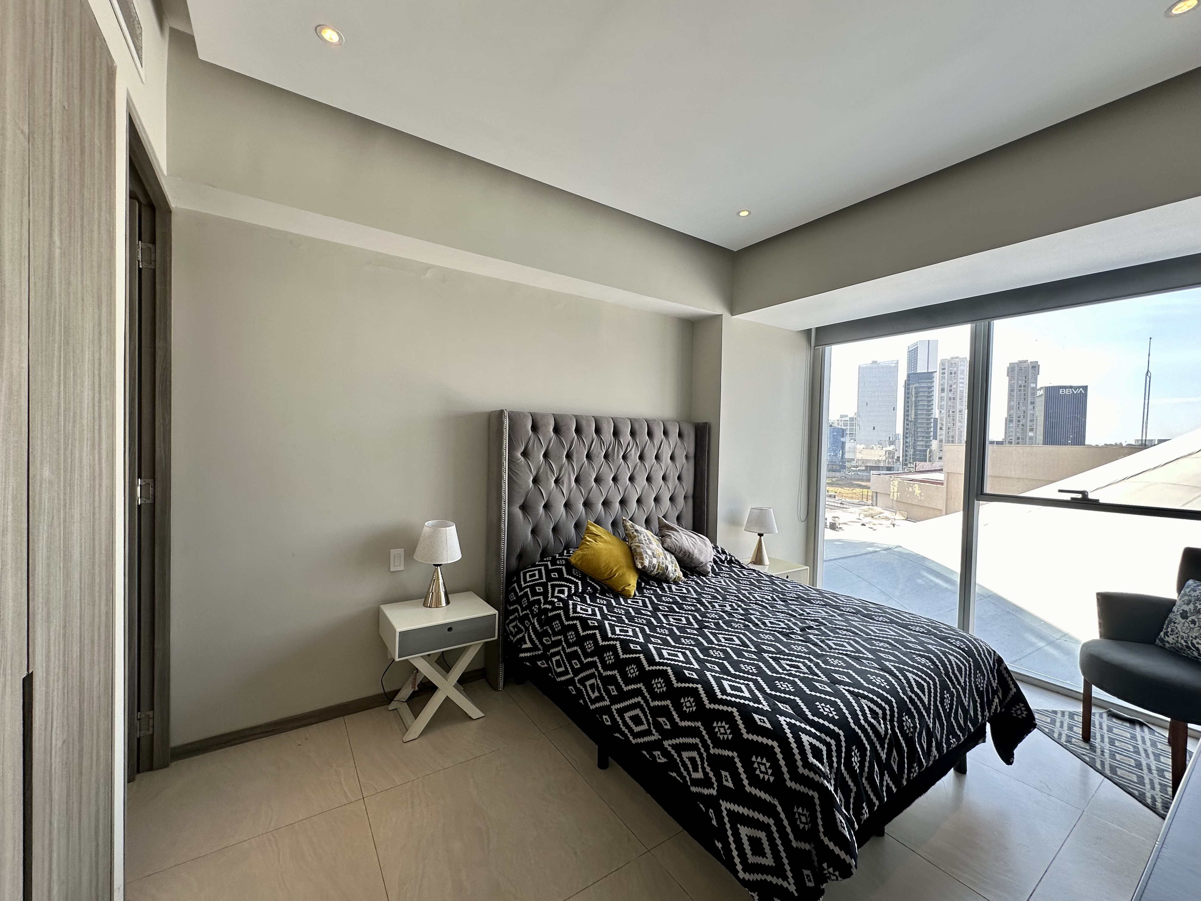 DEPARTAMENTO EN RENTA ZONA ANDARES  en Fraccionamiento Colinas de San Javier, Zapopan - foto 11 de 27