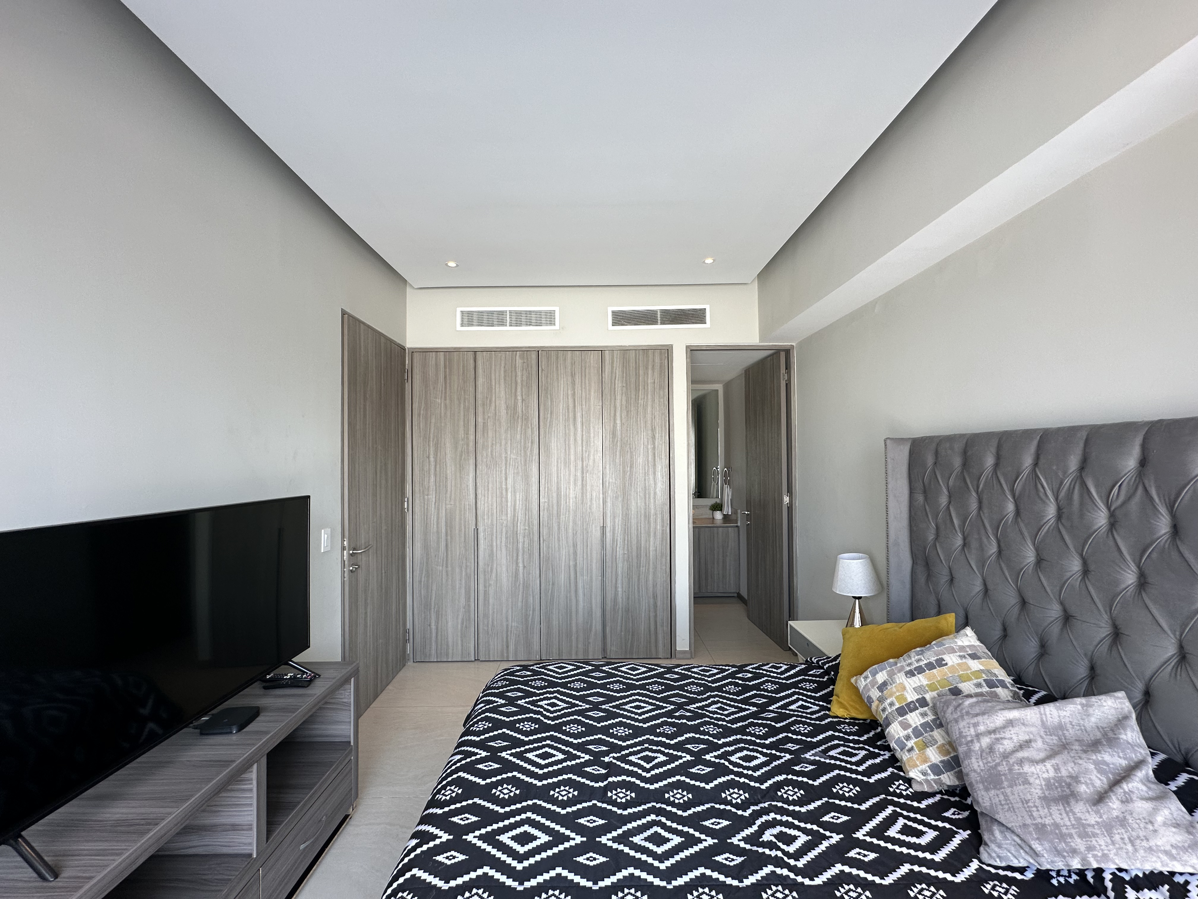DEPARTAMENTO EN RENTA ZONA ANDARES  en Fraccionamiento Colinas de San Javier, Zapopan - foto 13 de 27