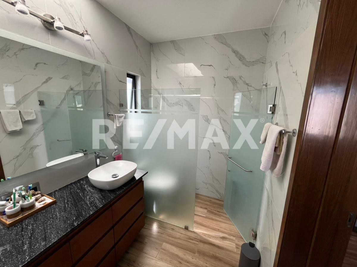 Casa en Venta en Los Robles Residencial en LOS ROBLES, Zapopan - foto 22 de 34
