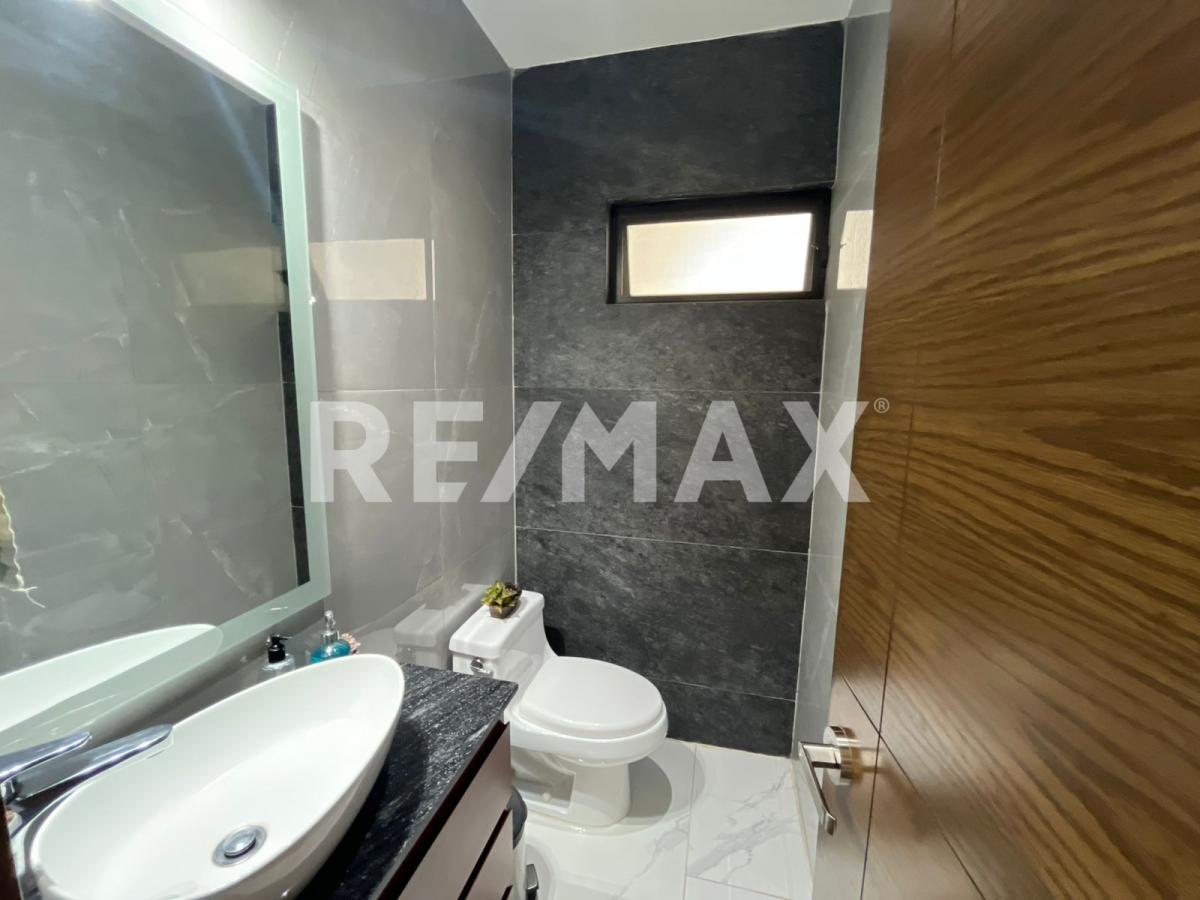 Casa en Venta en Los Robles Residencial en LOS ROBLES, Zapopan - foto 9 de 34