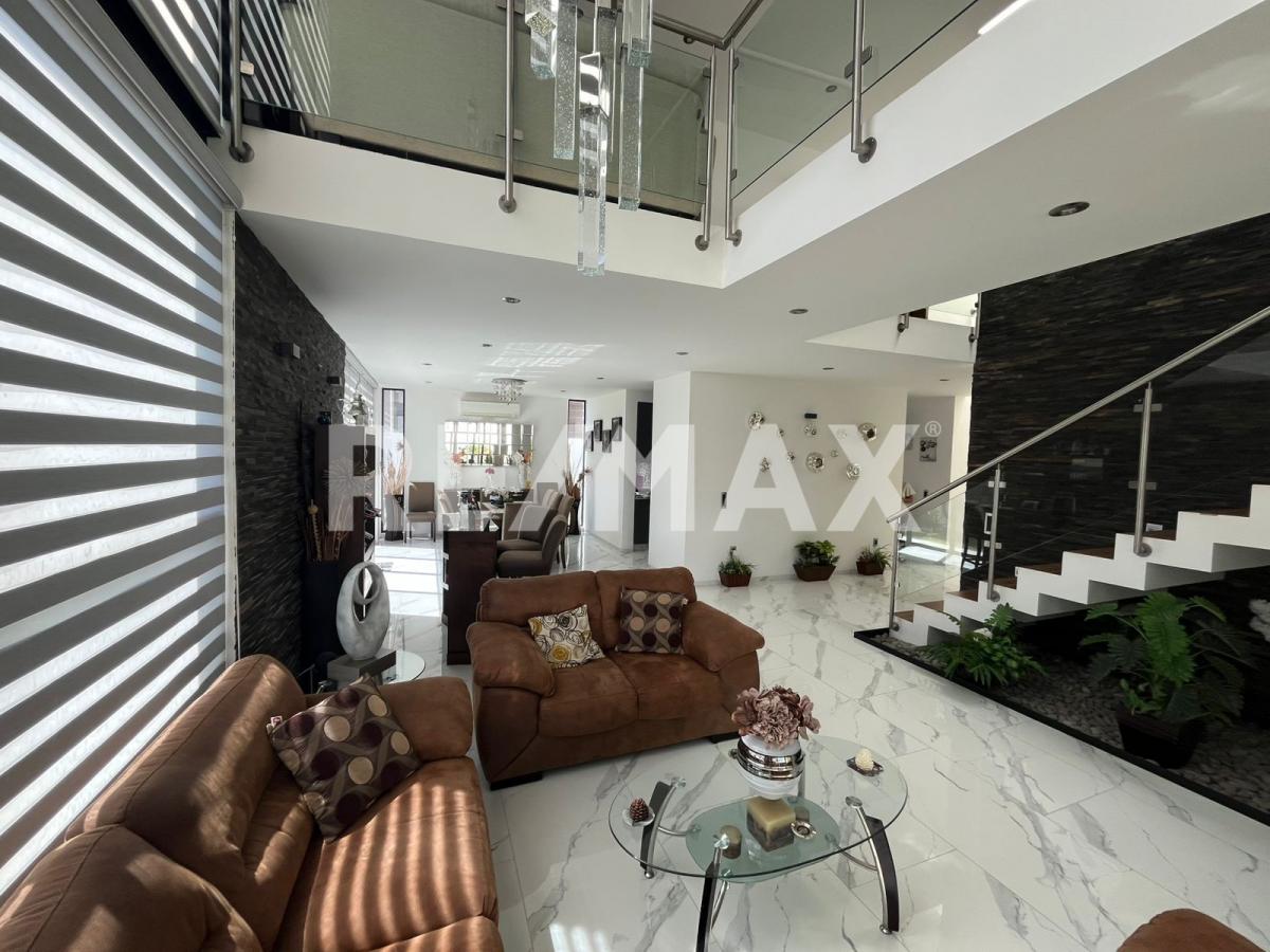 Casa en Venta en Los Robles Residencial