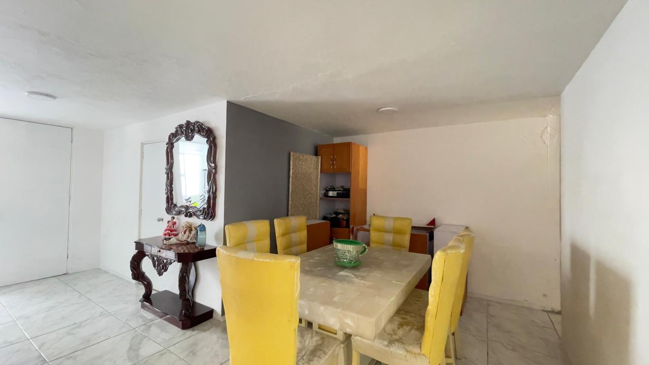 Casa en Venta  en JARDINES DEL COUNTRY, Guadalajara - foto 6 de 44