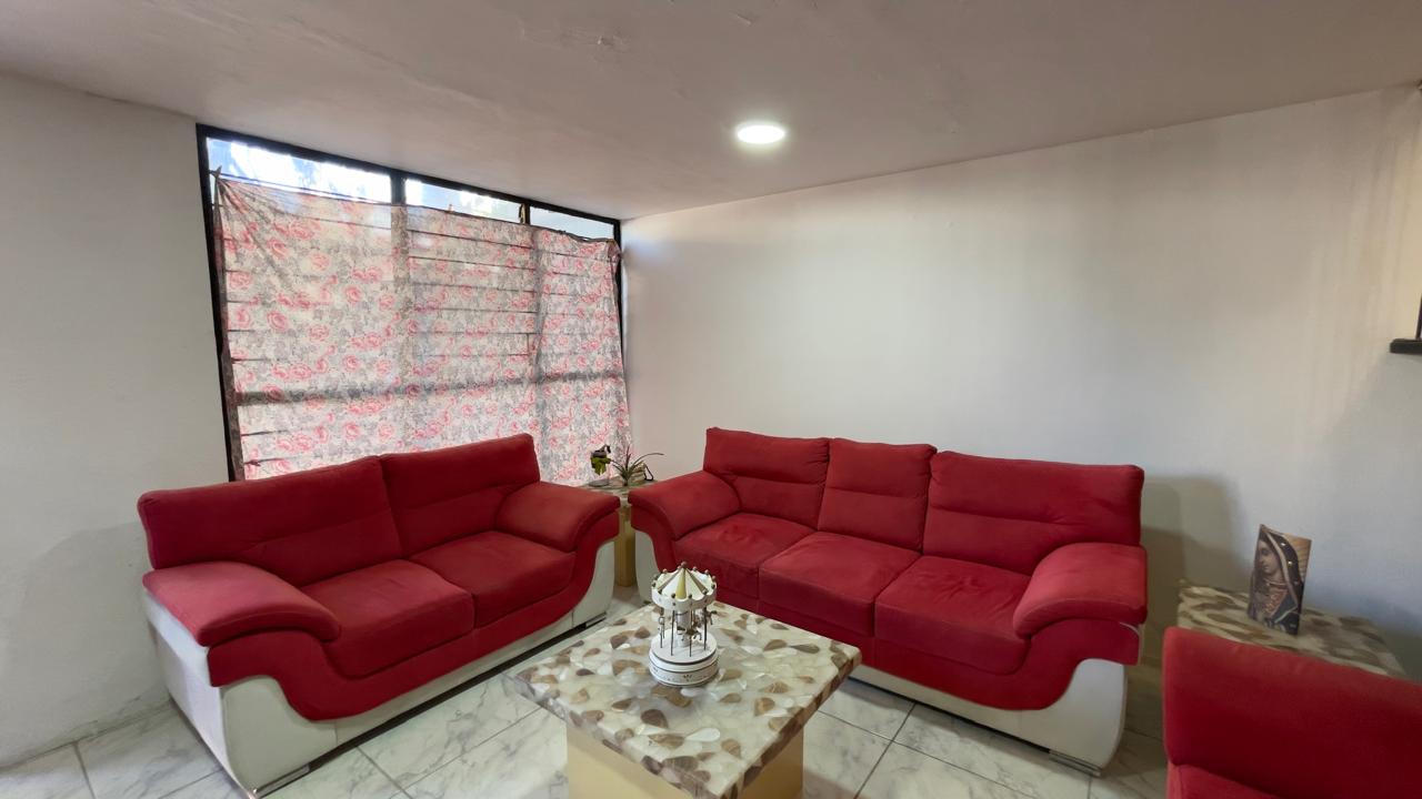 Casa en Venta  en JARDINES DEL COUNTRY, Guadalajara - foto 13 de 44