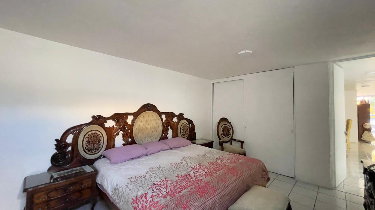 Casa en Venta  en JARDINES DEL COUNTRY, Guadalajara - foto 17 de 44