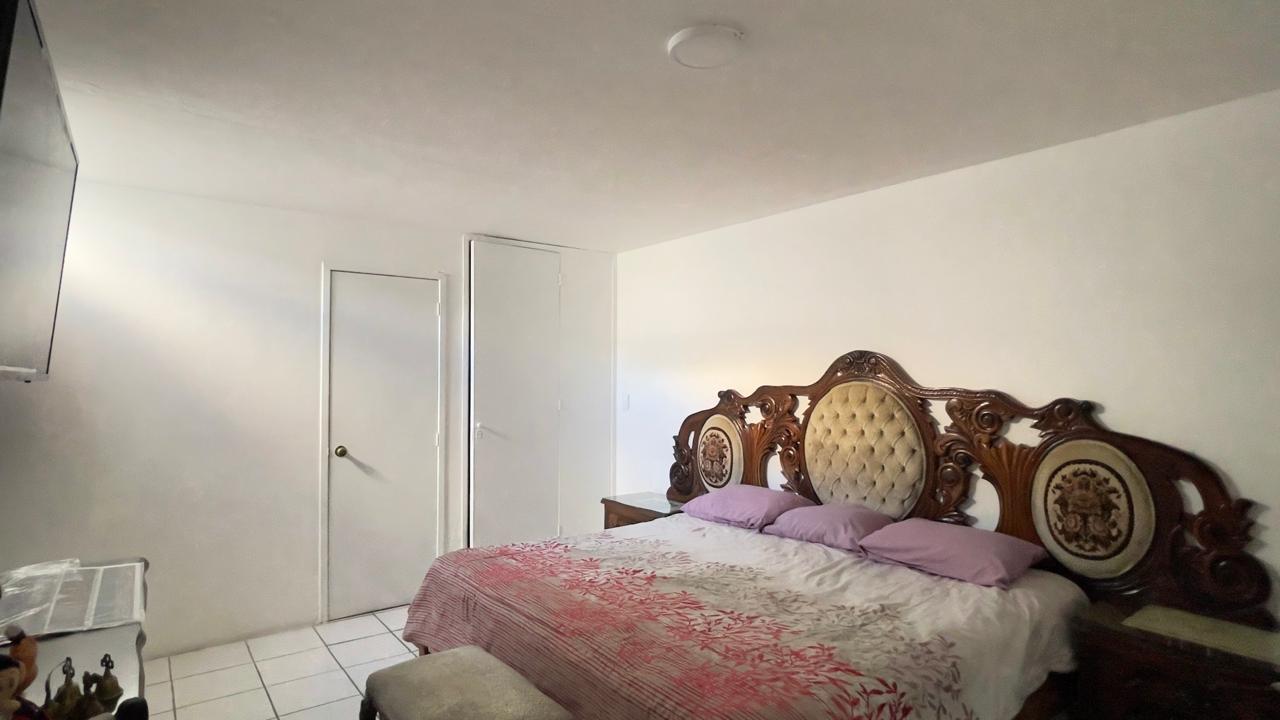 Casa en Venta  en JARDINES DEL COUNTRY, Guadalajara - foto 14 de 44