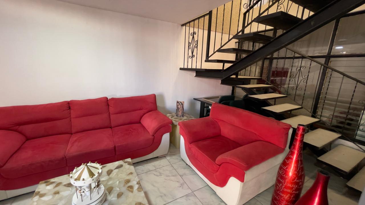 Casa en Venta  en JARDINES DEL COUNTRY, Guadalajara - foto 21 de 44