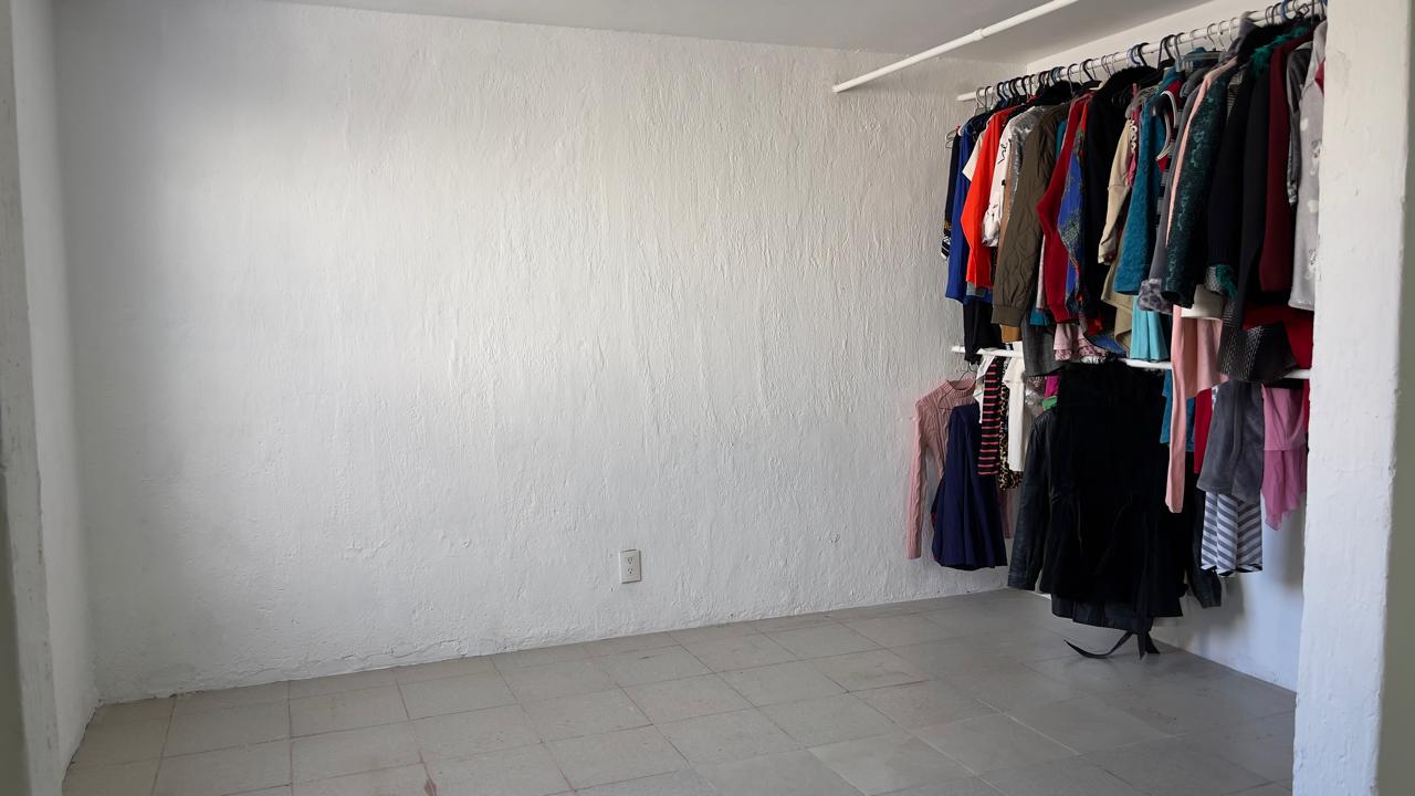 Casa en Venta  en JARDINES DEL COUNTRY, Guadalajara - foto 32 de 44