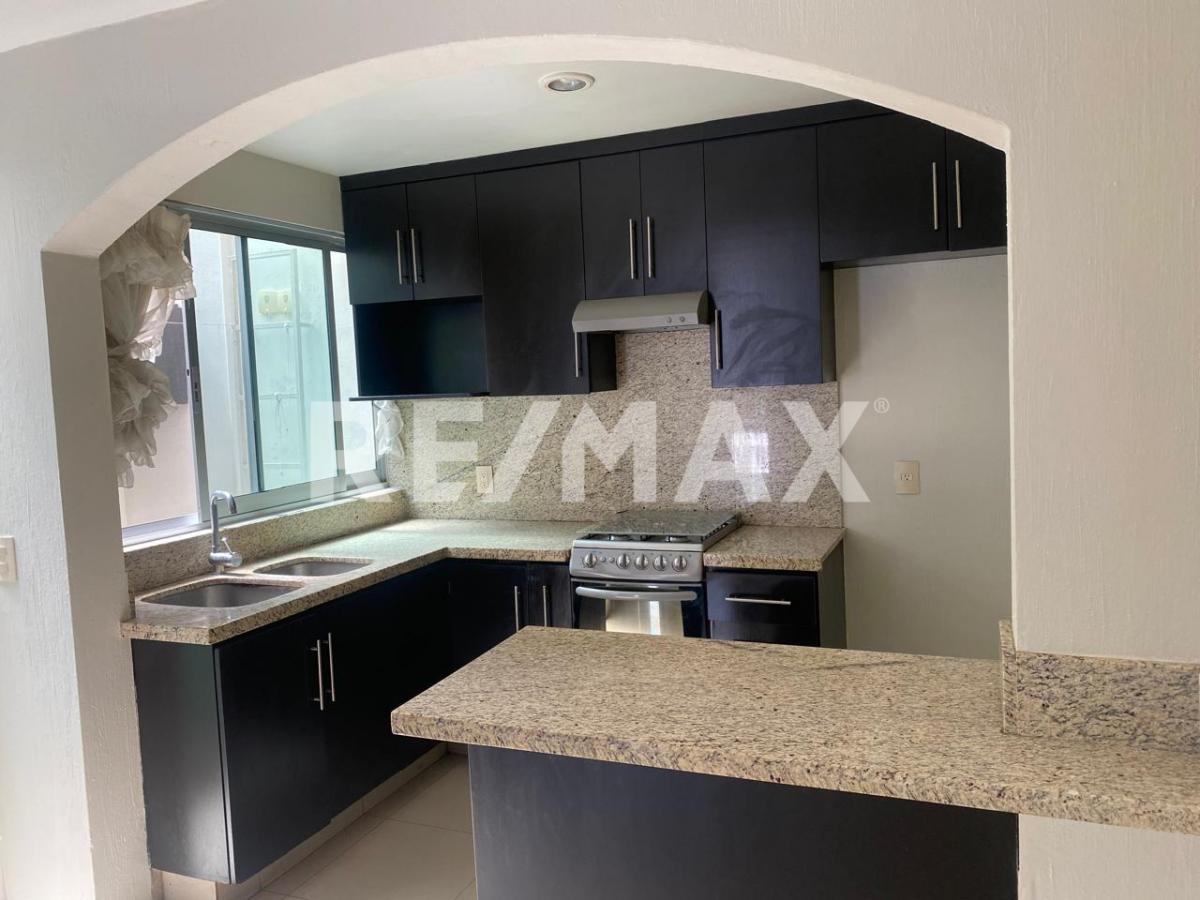 Casa en Venta en Villa Tules en Santa Ana Tepetitlán, Zapopan - foto 4 de 11