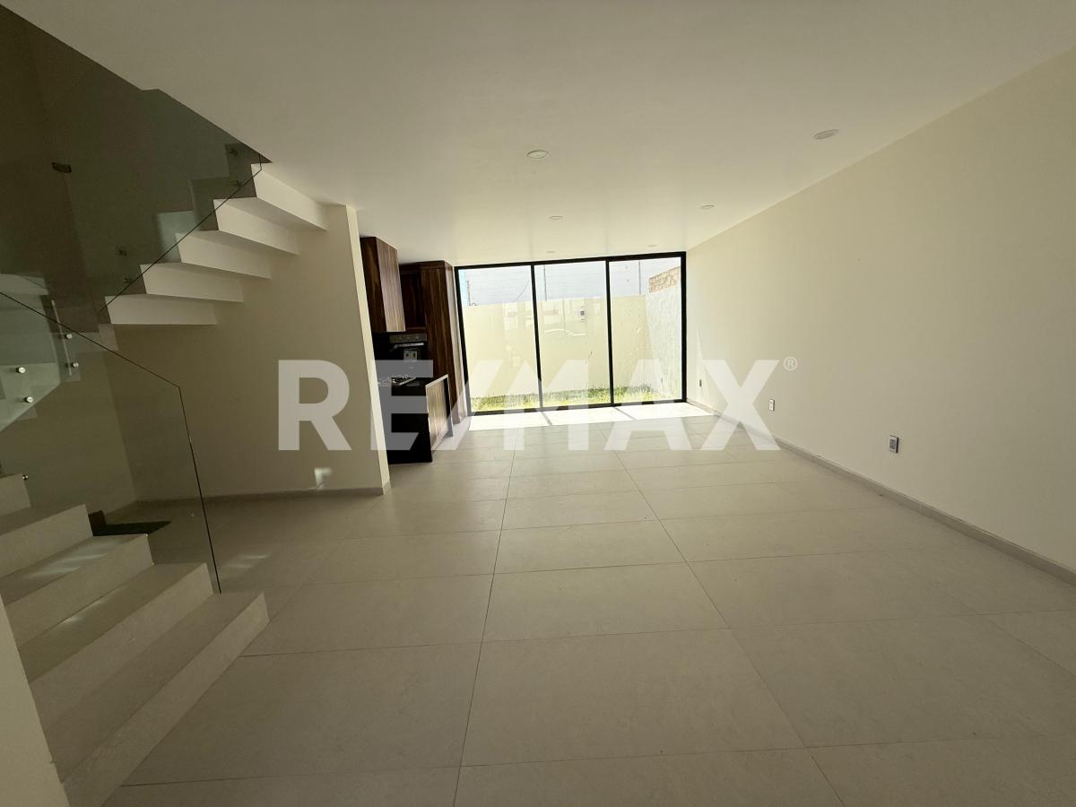 CASA NUEVA EN VENTA CAPITAL NORTE en Valle Imperial, Zapopan - foto 2 de 25