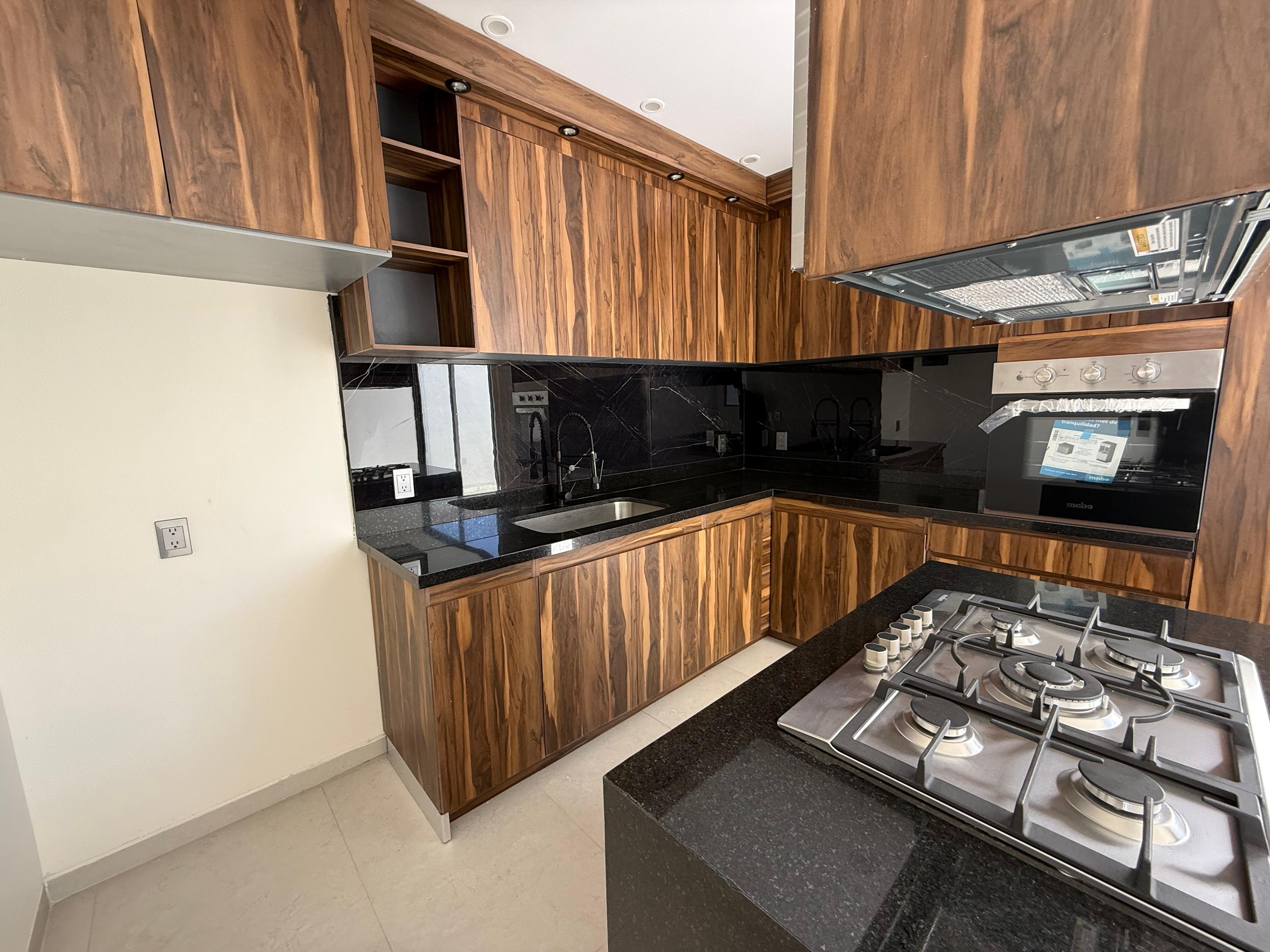 CASA NUEVA EN VENTA CAPITAL NORTE en Valle Imperial, Zapopan - foto 3 de 25