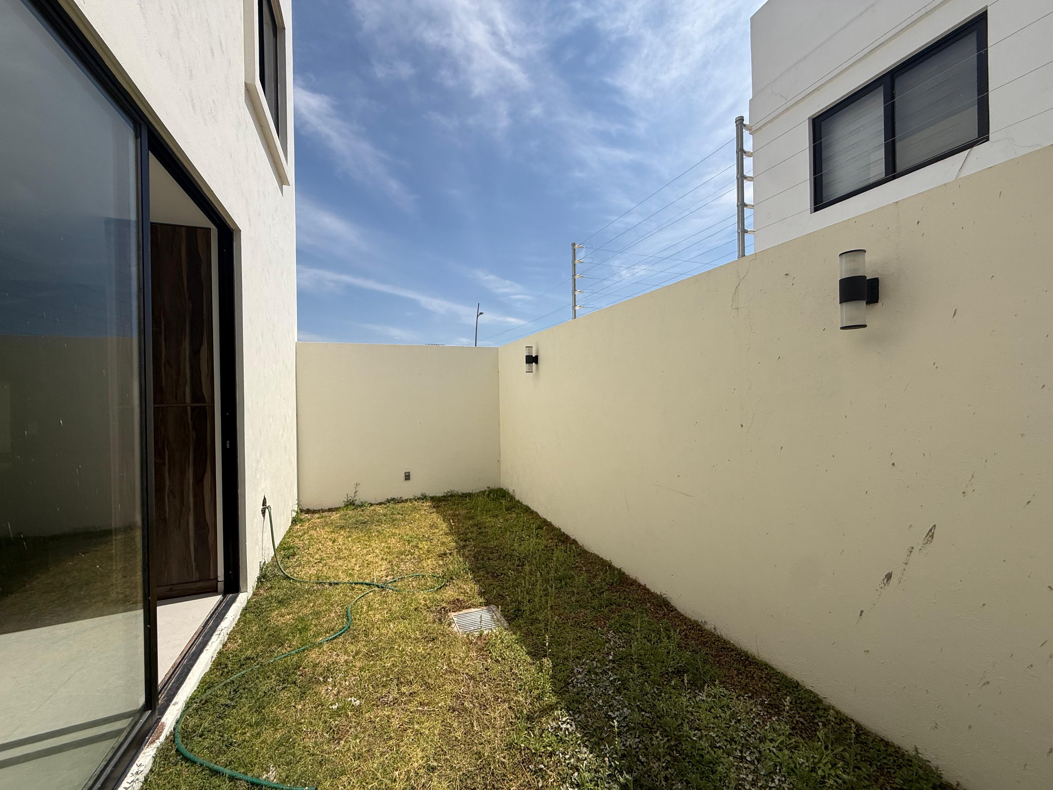 CASA NUEVA EN VENTA CAPITAL NORTE en Valle Imperial, Zapopan - foto 6 de 25