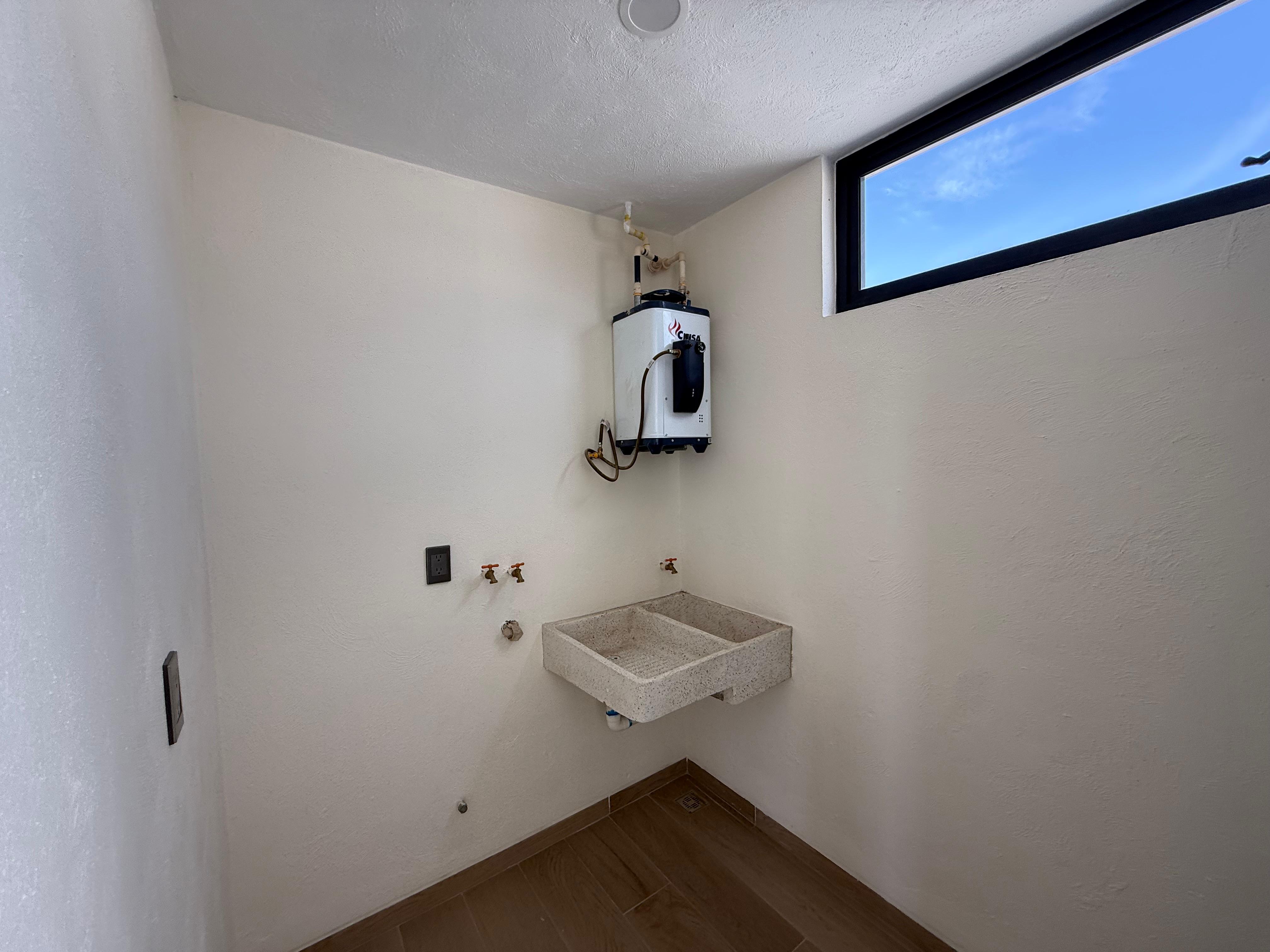 CASA NUEVA EN VENTA CAPITAL NORTE en Valle Imperial, Zapopan - foto 18 de 25