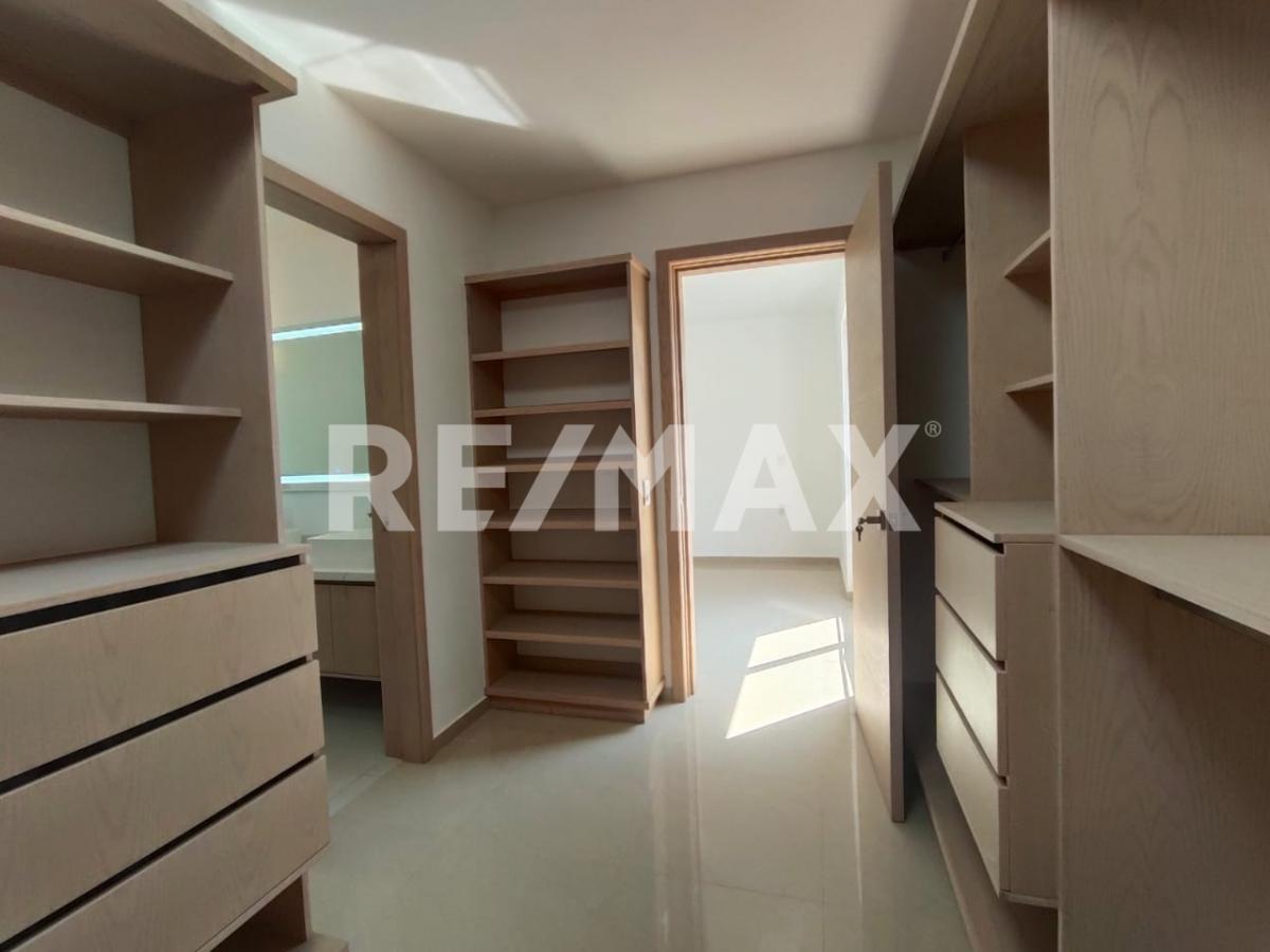 Casa en Venta en Abie Residencial en Valle Imperial, Zapopan - foto 14 de 22