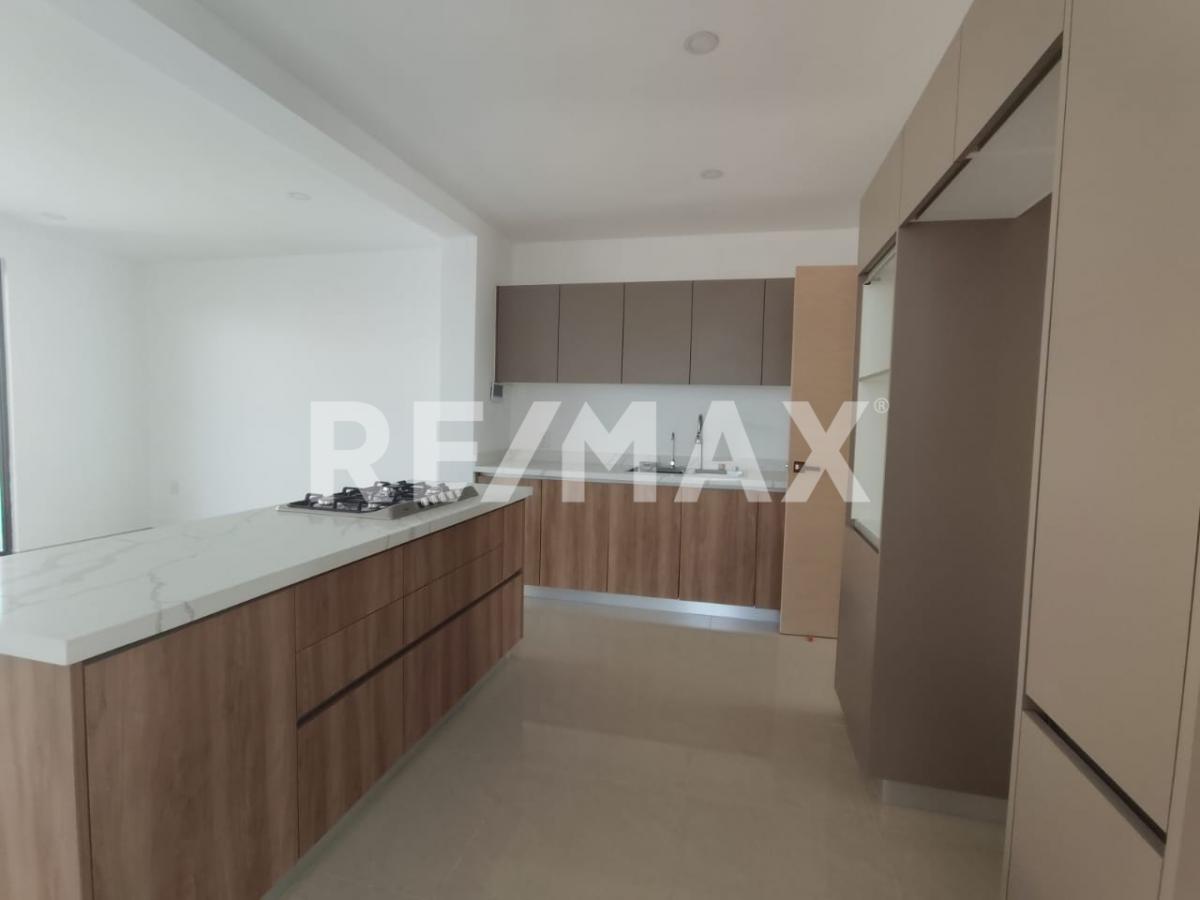 Casa en Venta en Abie Residencial en Valle Imperial, Zapopan - foto 7 de 22