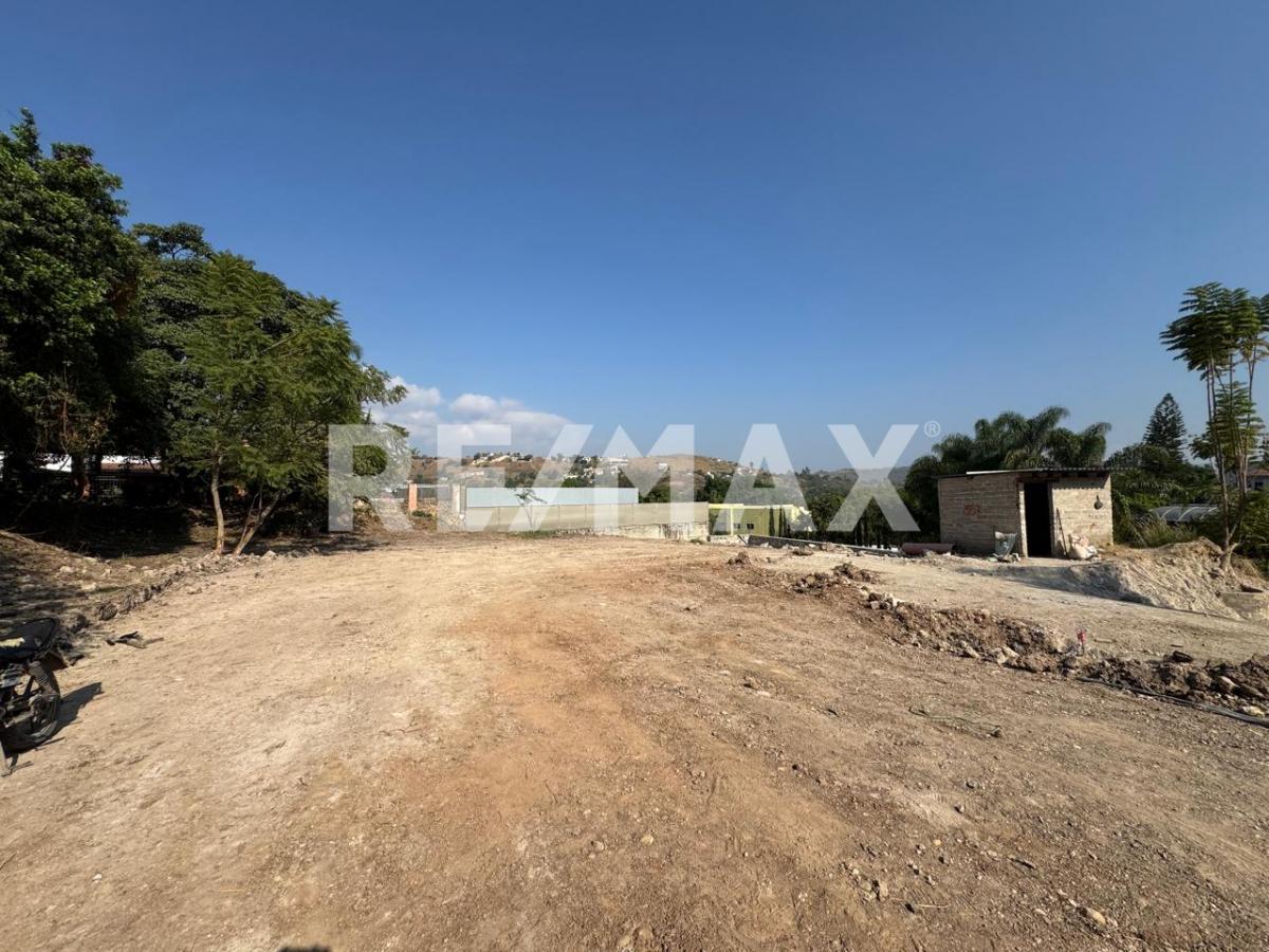 LAS CAÑADAS 4 LOTES EN VENTA TOTALMENTE PLANOS EN COTO PRIVADO en Las Cañadas, Zapopan - foto 2 de 8