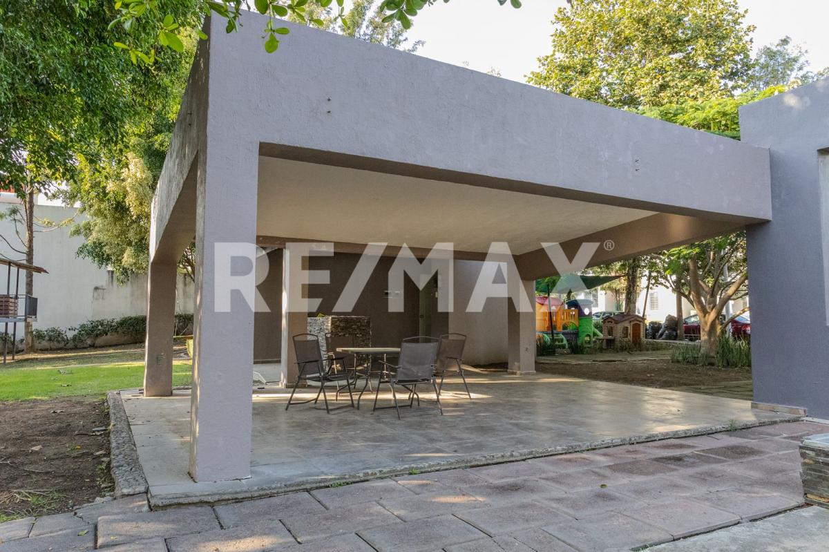 Casa en Venta en Pontevedra Residencial en SANTA ANITA, Tlajomulco de Zúñiga - foto 13 de 20
