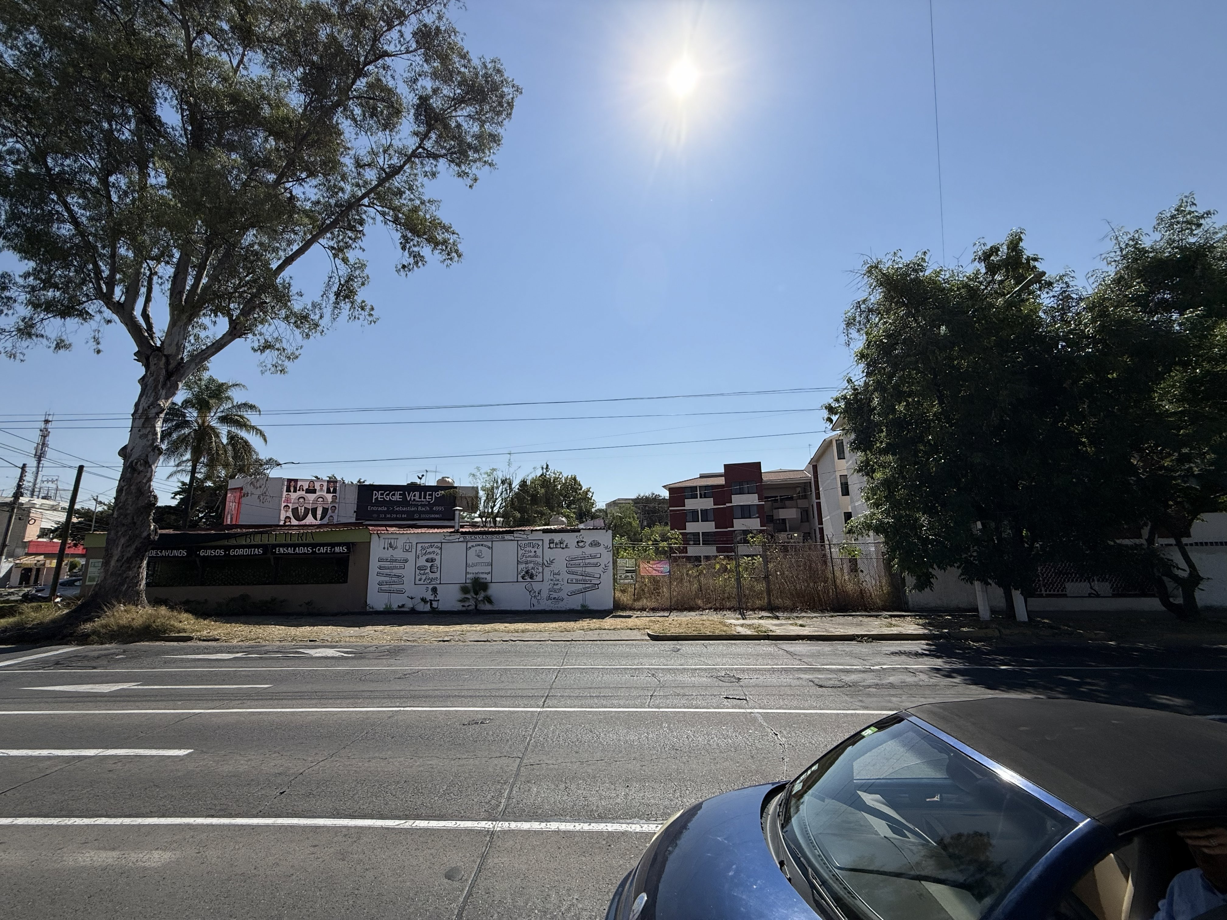 Terreno en VENTA sobre Av. Patria en Prados de Guadalupe, Zapopan - foto 3 de 9