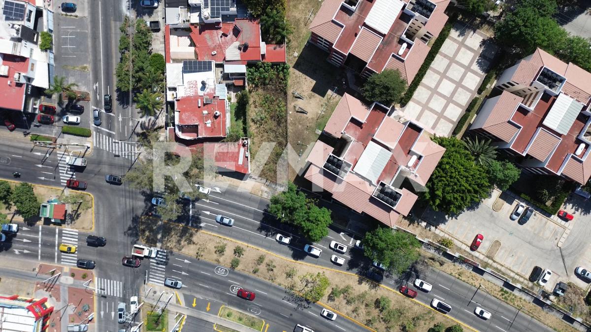 Terreno en VENTA sobre Av. Patria en Prados de Guadalupe, Zapopan - foto 9 de 9