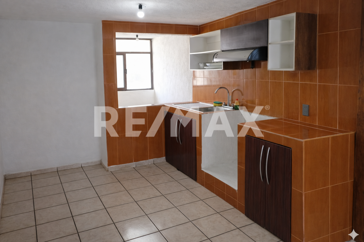 Casa En Venta  en VILLA FONTANA, San Pedro Tlaquepaque - foto 3 de 13