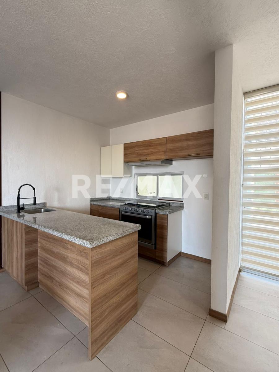 Casa en Renta en Zimaltá en TOLUQUILLA, San Pedro Tlaquepaque - foto 5 de 21