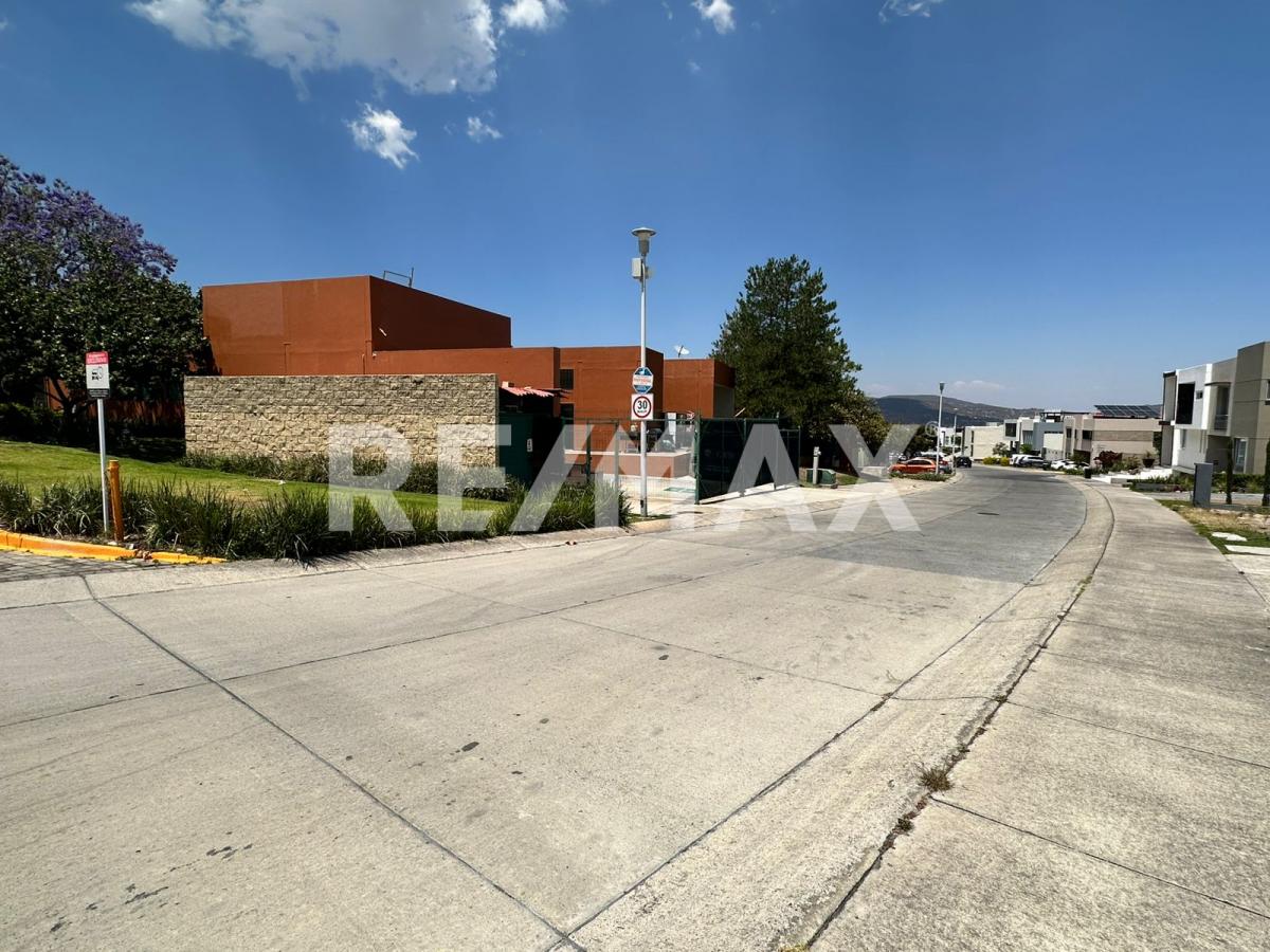 Terreno en Venta en Los Robles